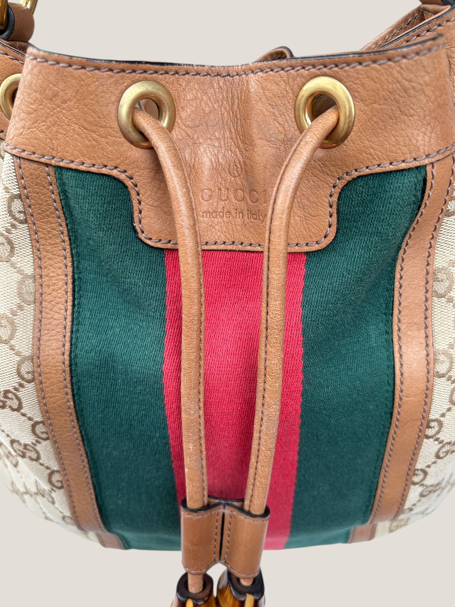 Gucci bucket GG con Web