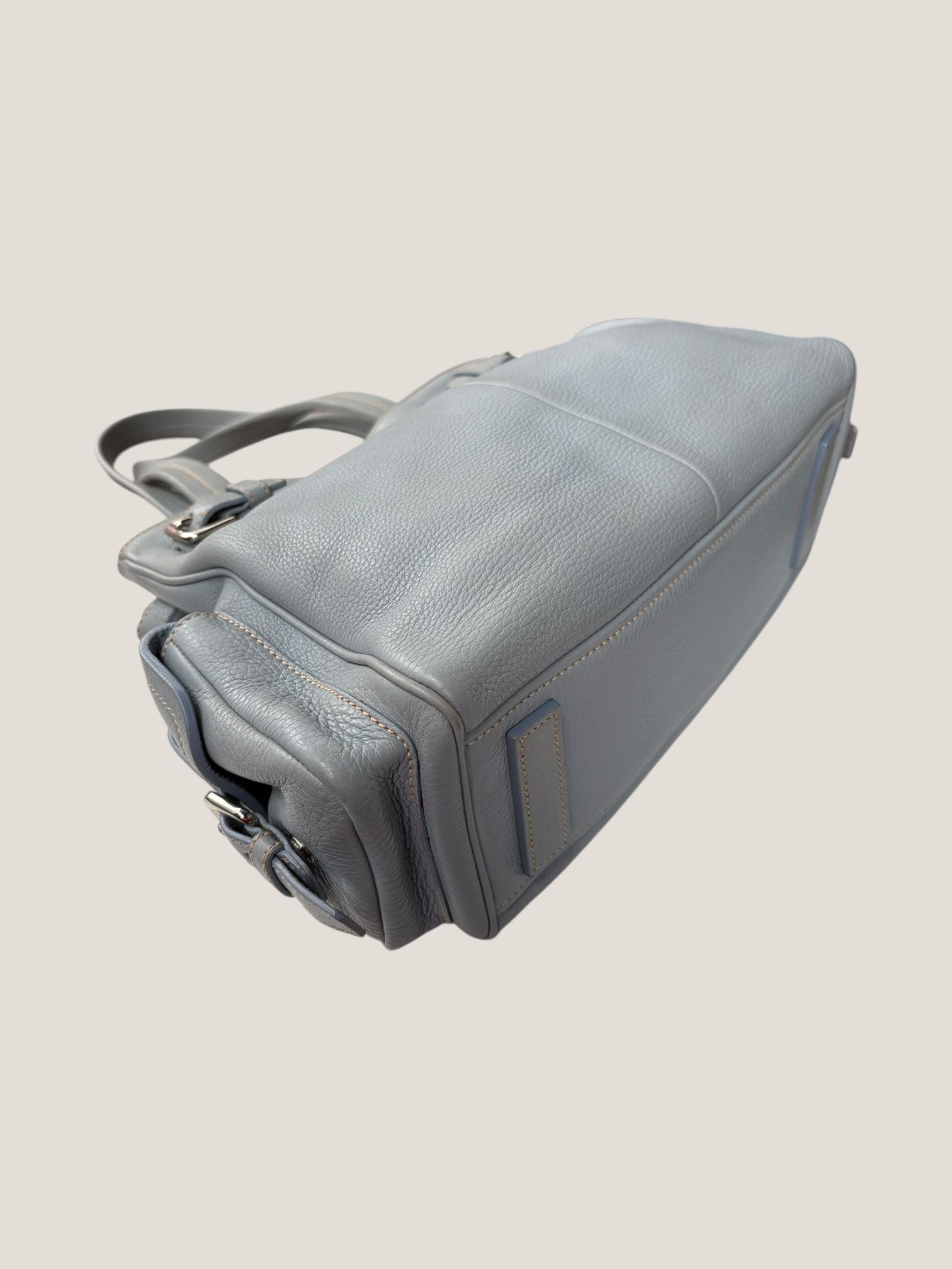 Prada tote in pelle martellata