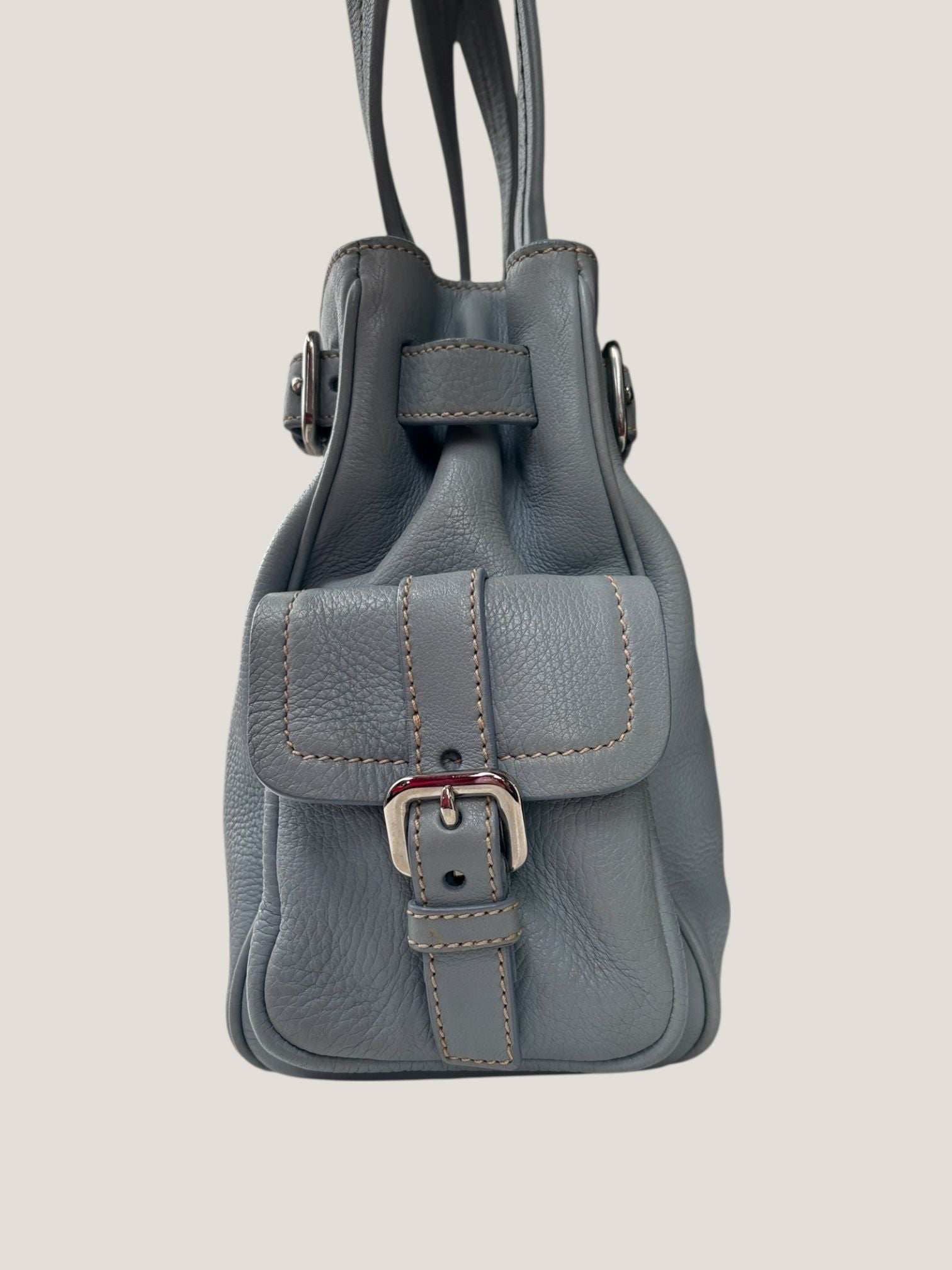 Prada tote in pelle martellata