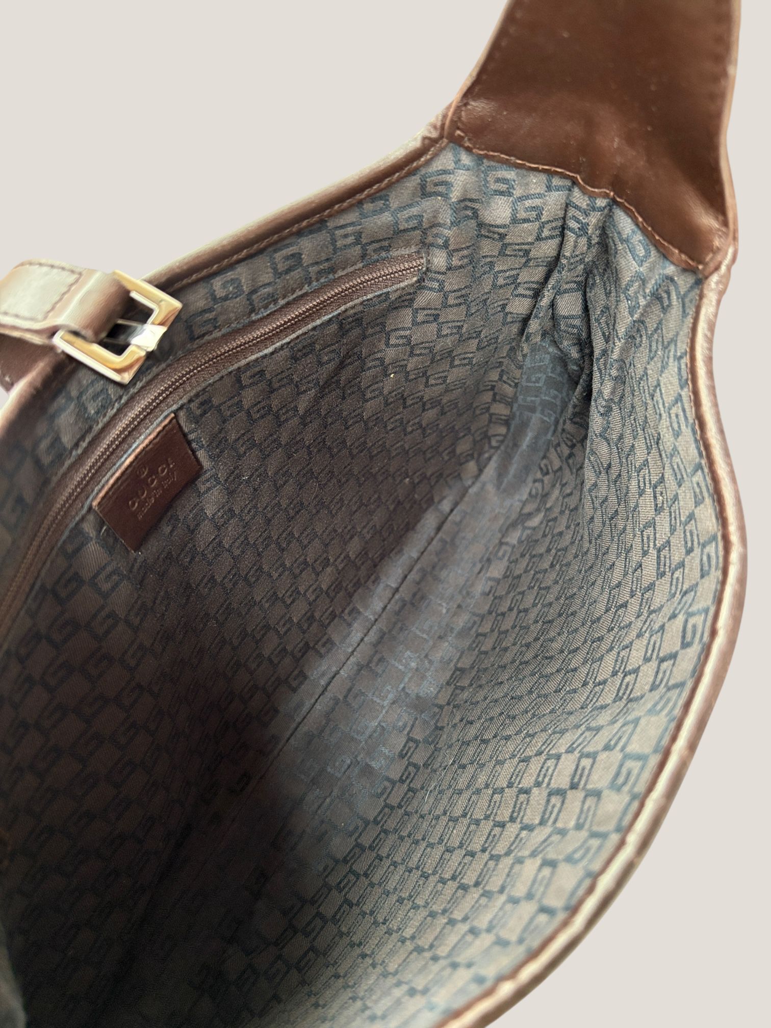 Gucci Jackie in suede con fascia Web