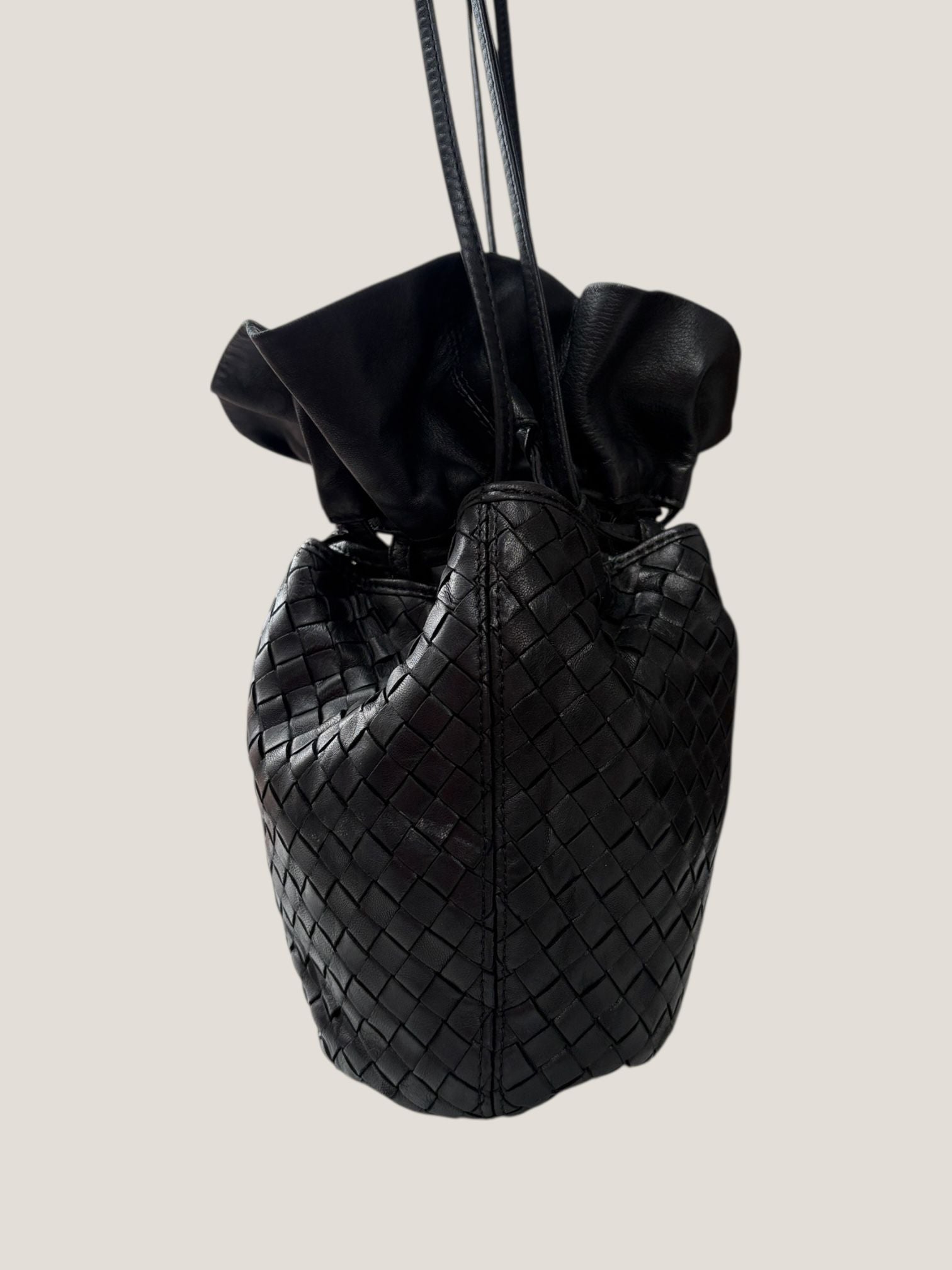 Bottega Veneta borsa a secchiello Intrecciato