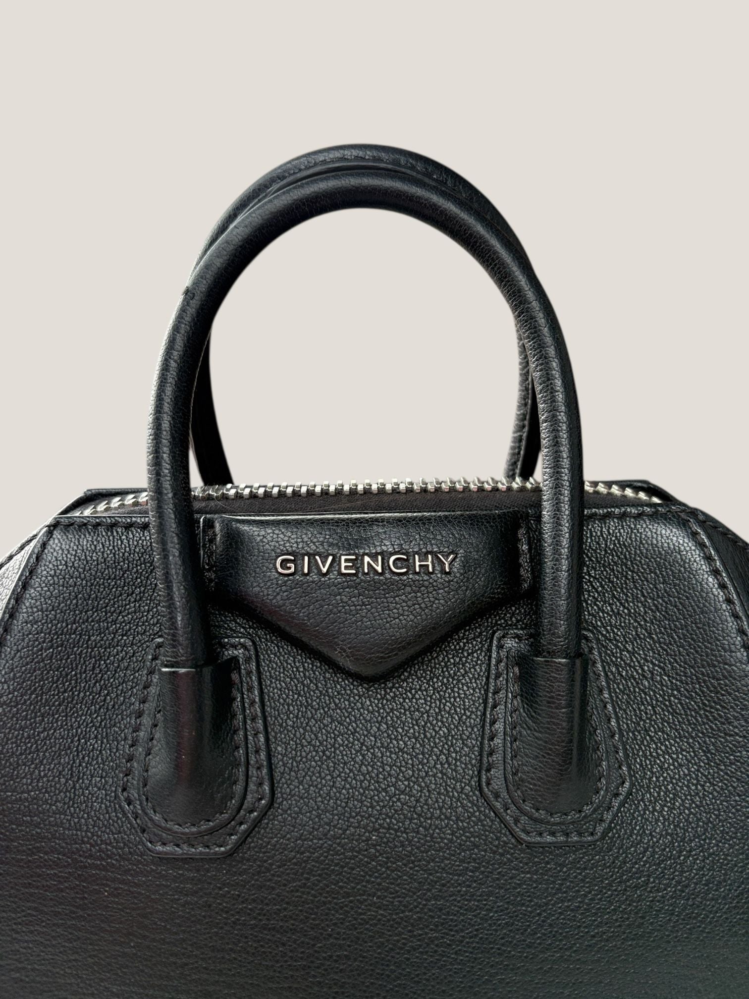 Givenchy Antigona mini