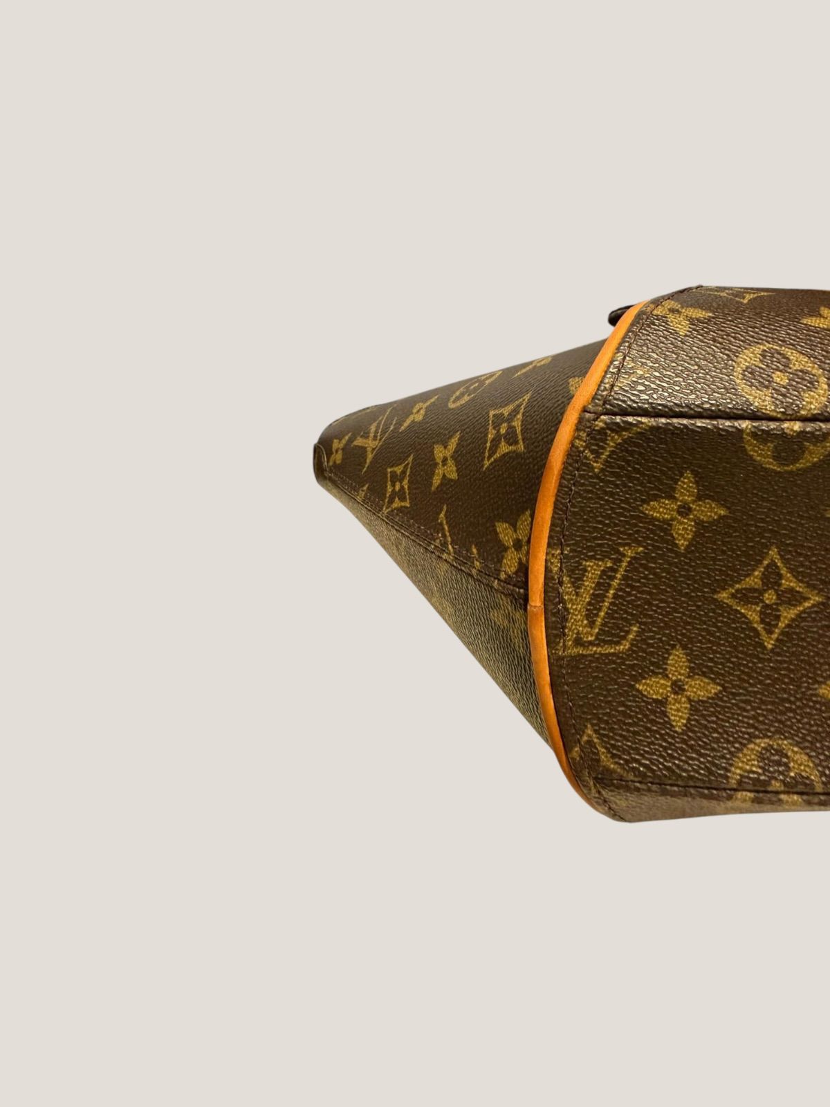 Louis Vuitton Monogram Ellipse GM