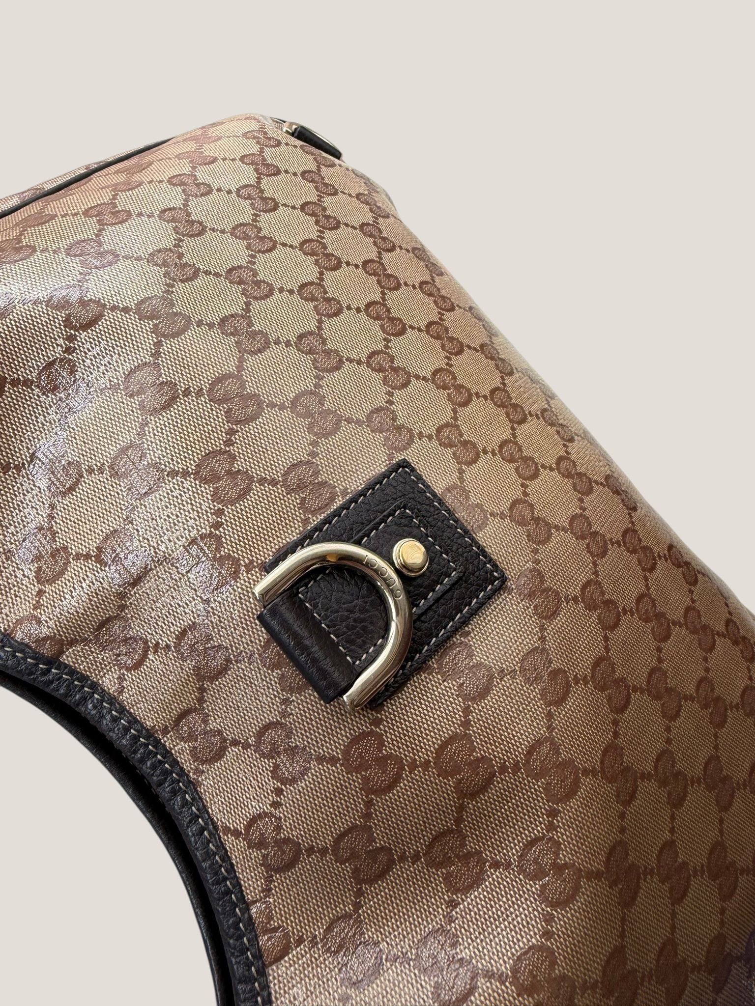 Gucci D Ring Crystal