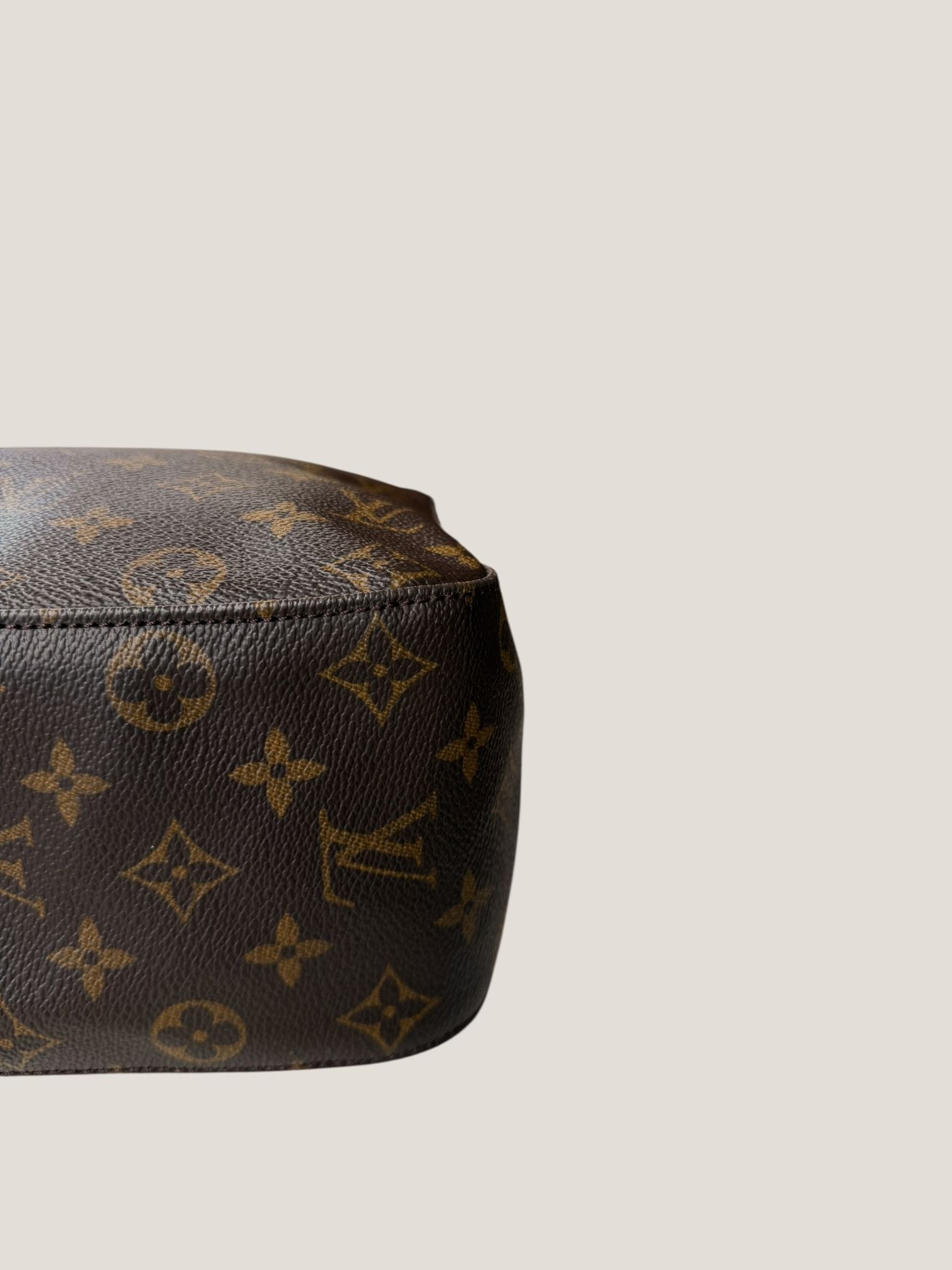 Louis Vuitton Looping GM