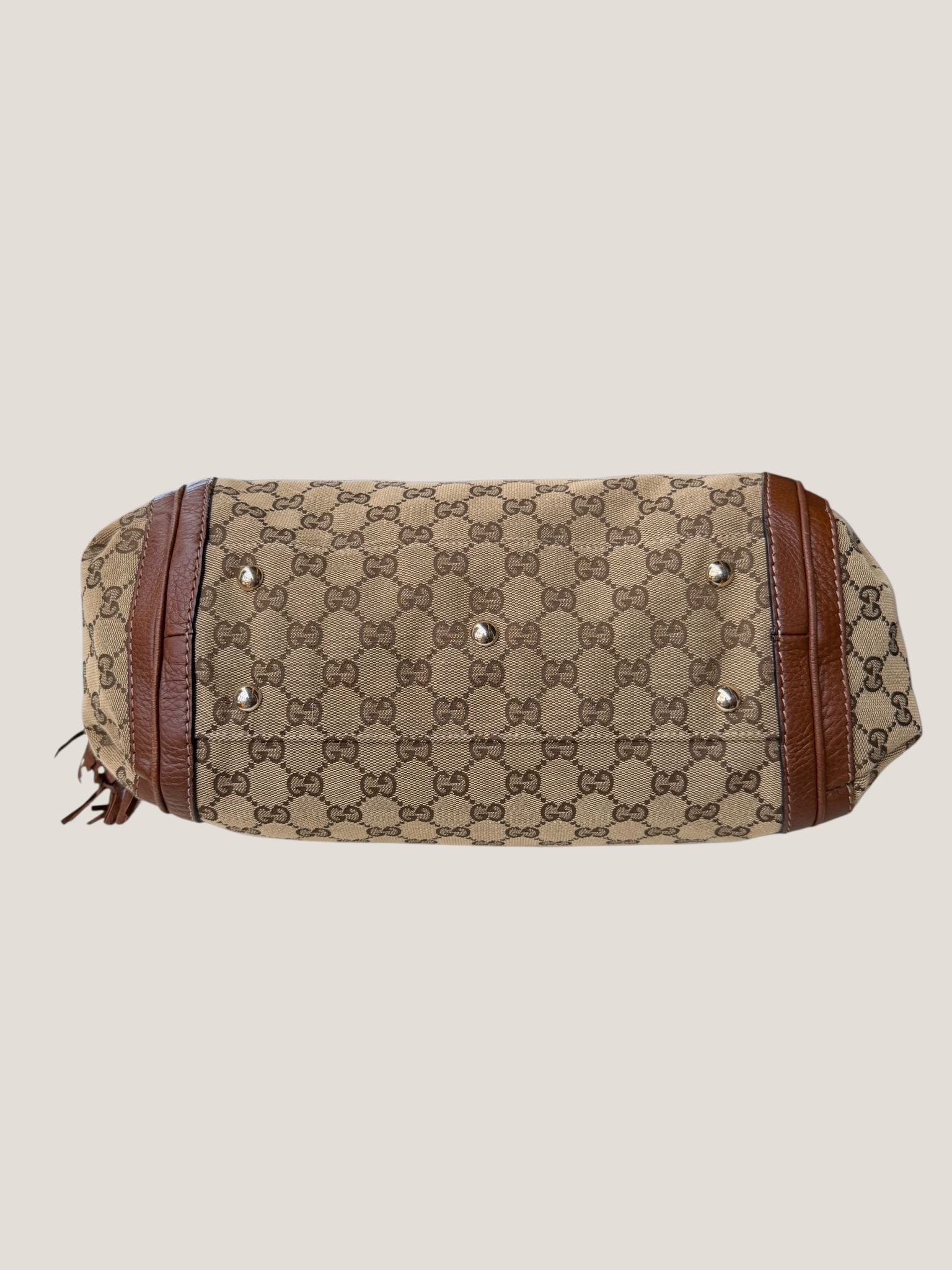 Gucci Bella Hobo in tela GG