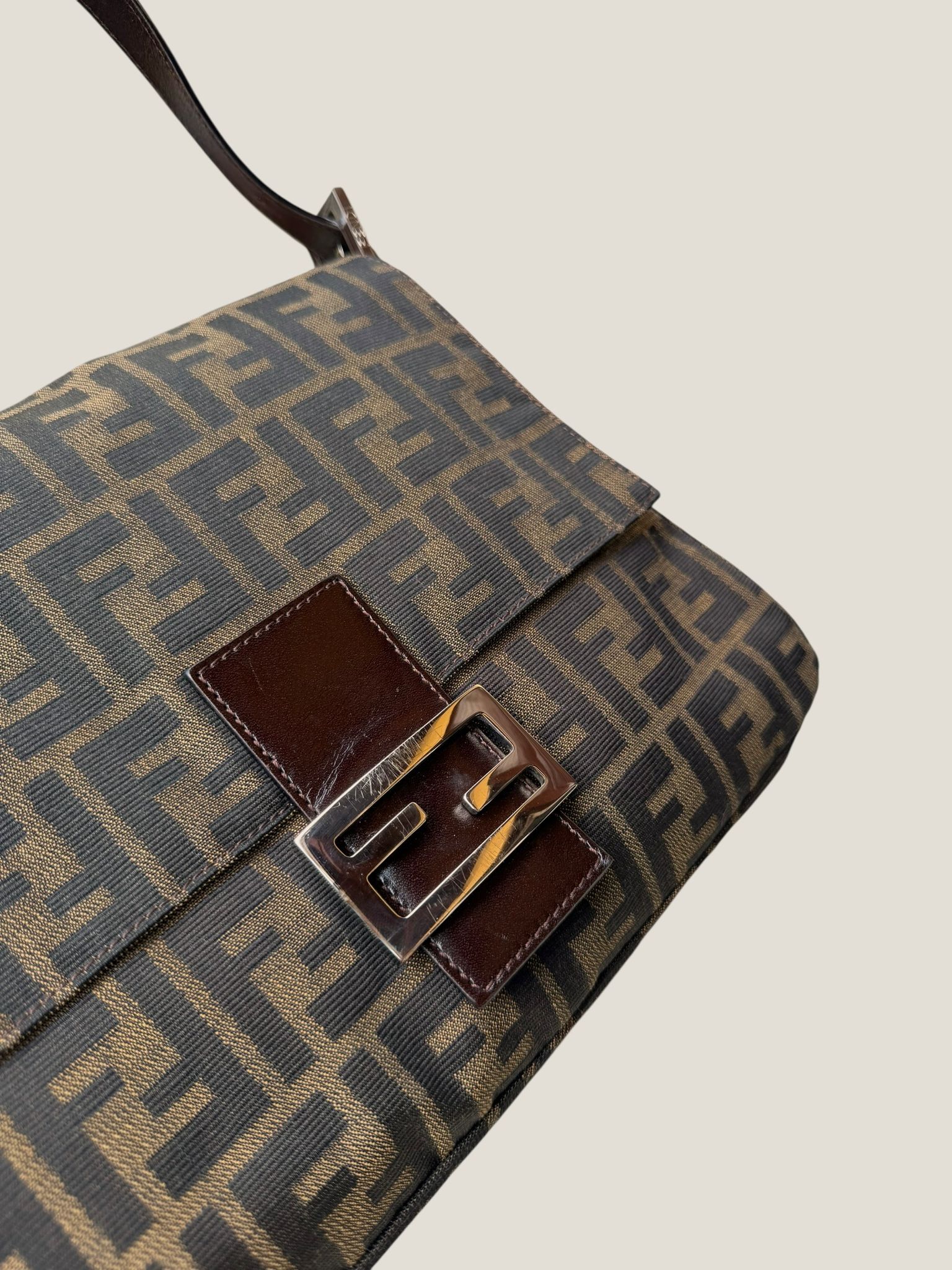 Fendi Mamma Baguette Zucca