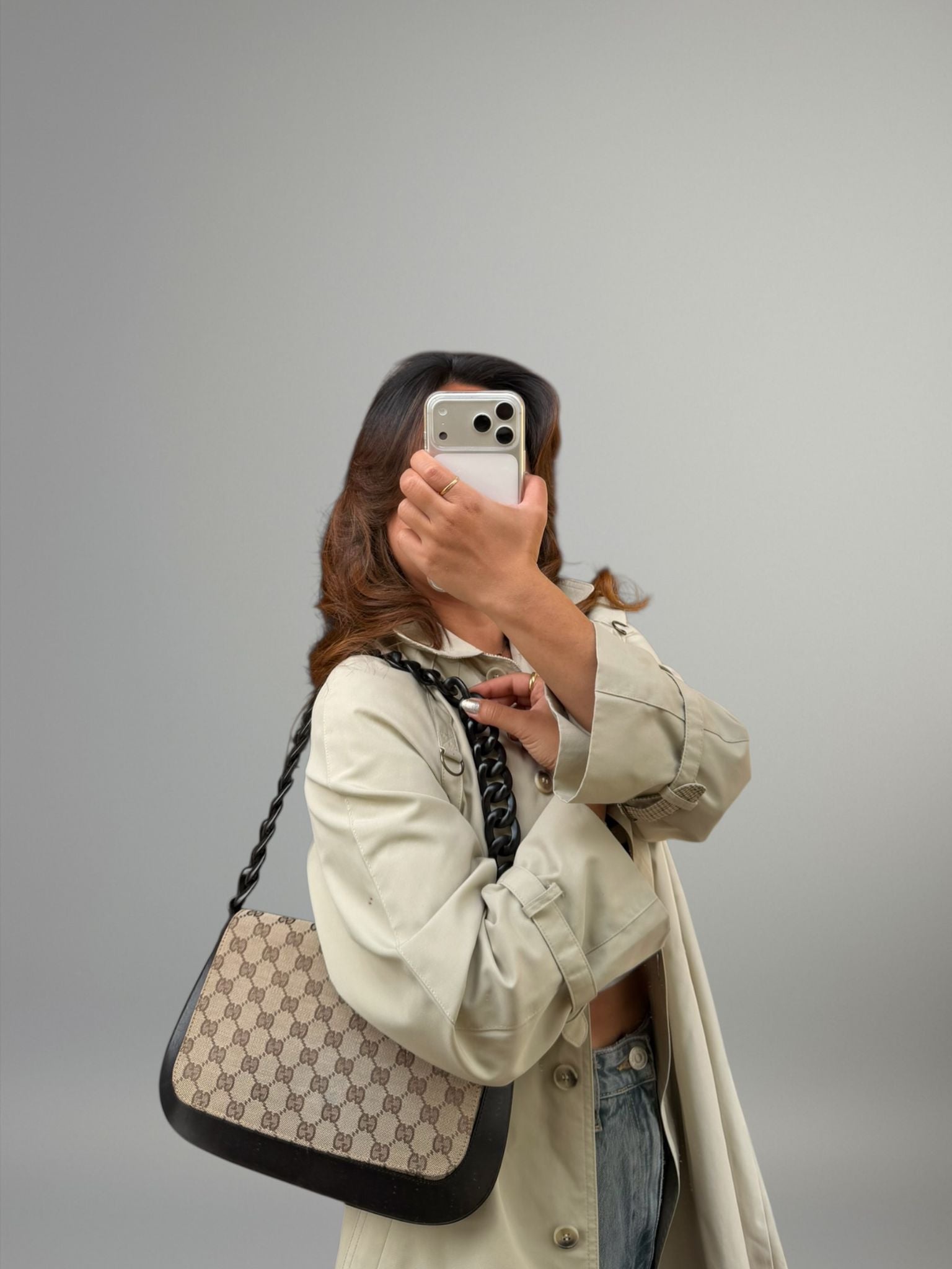 Gucci Hobo con catena resina