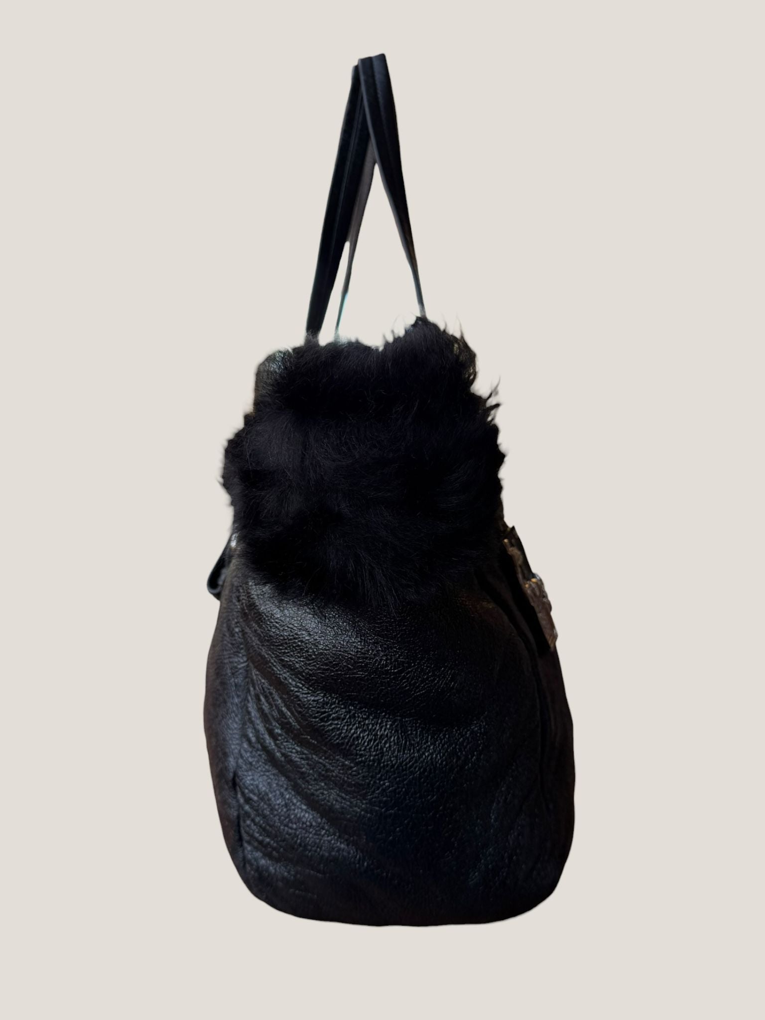 Prada tote con pelliccia
