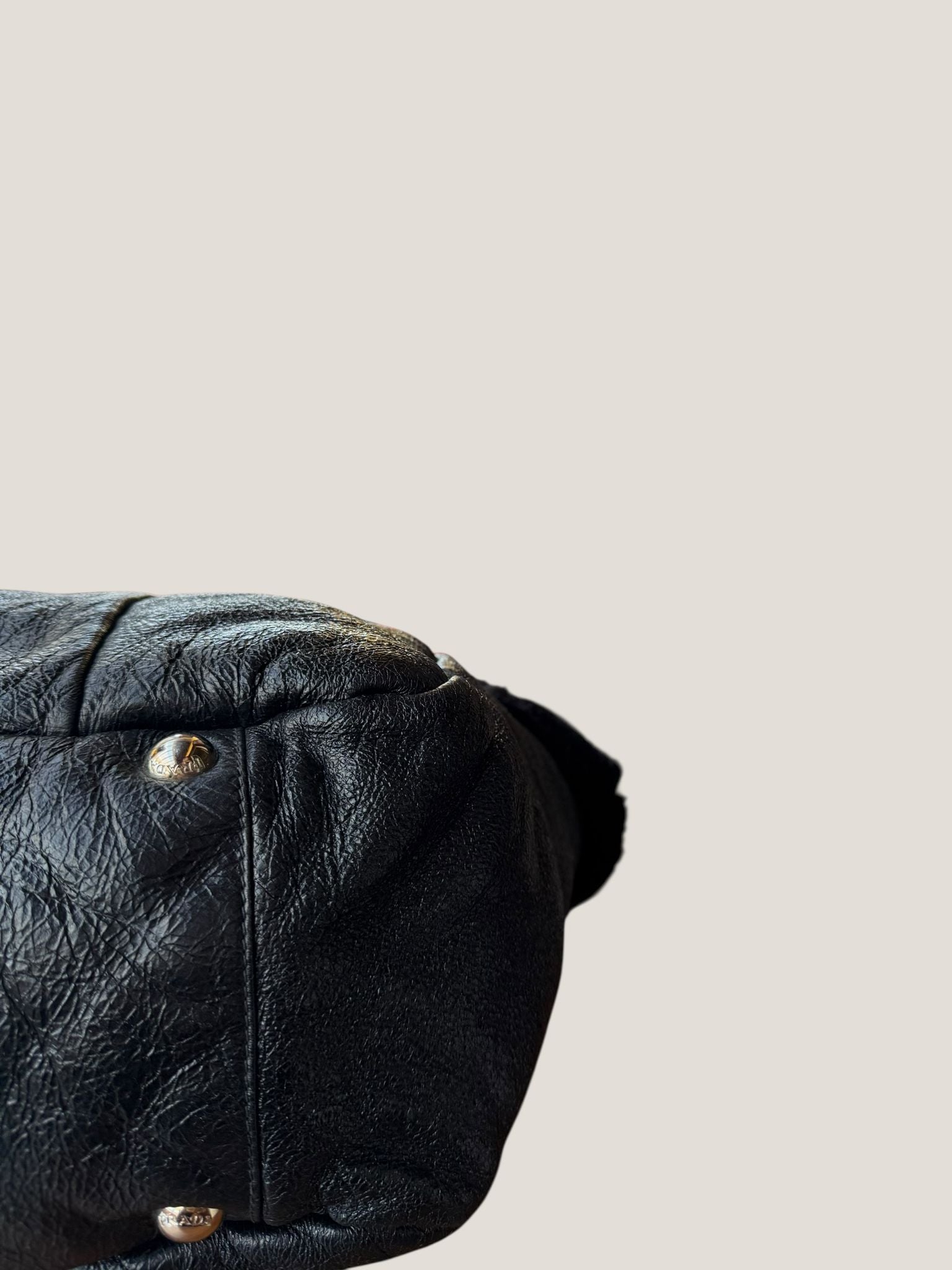 Prada tote con pelliccia