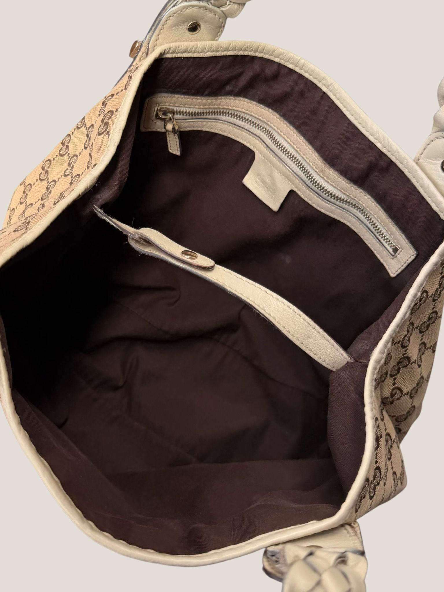 Gucci Hobo GG Canvas