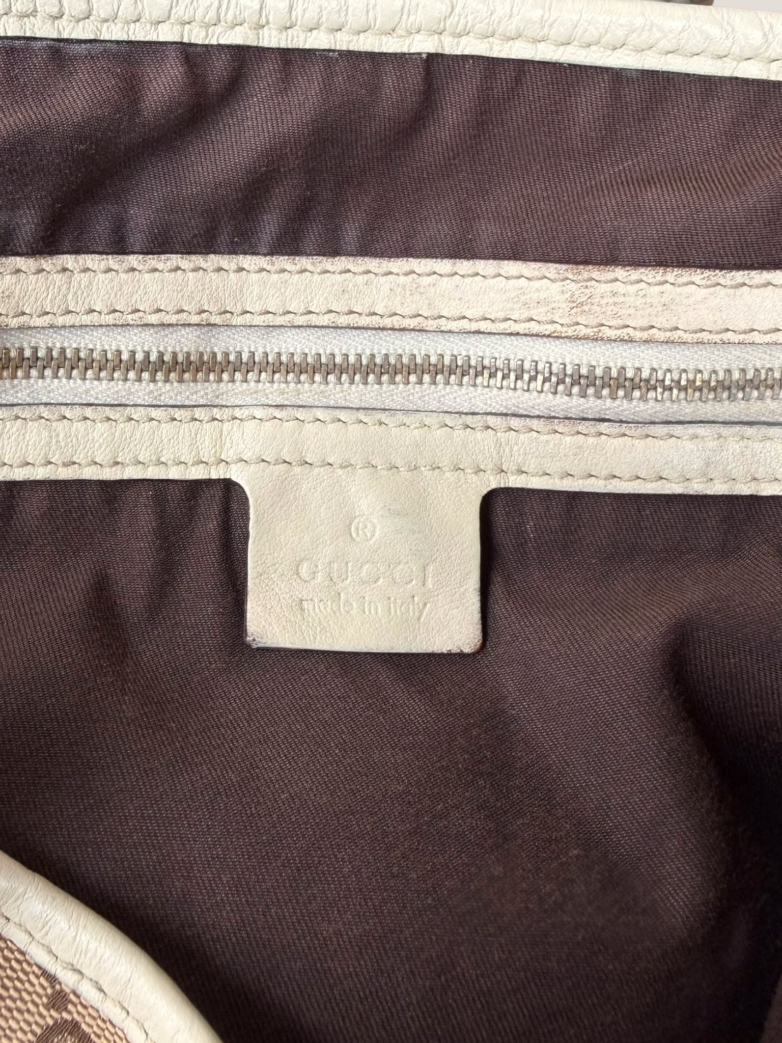 Gucci Hobo GG Canvas