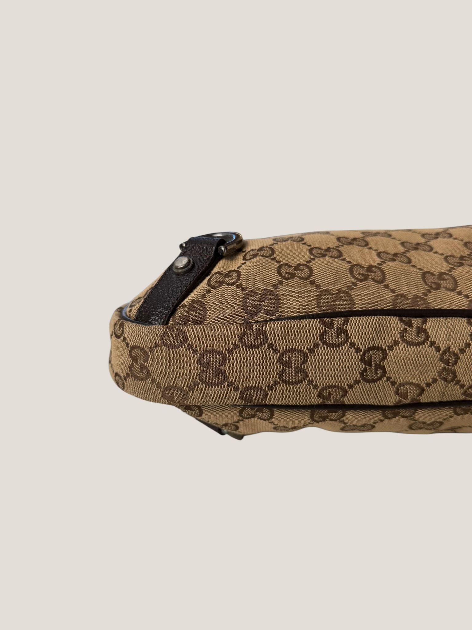 Gucci D Ring Hobo