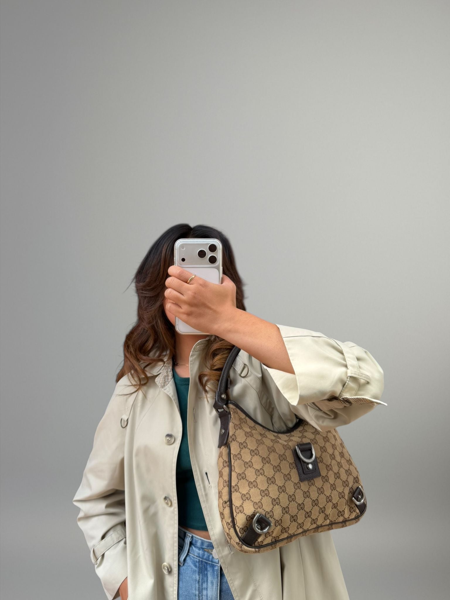 Gucci D Ring Hobo