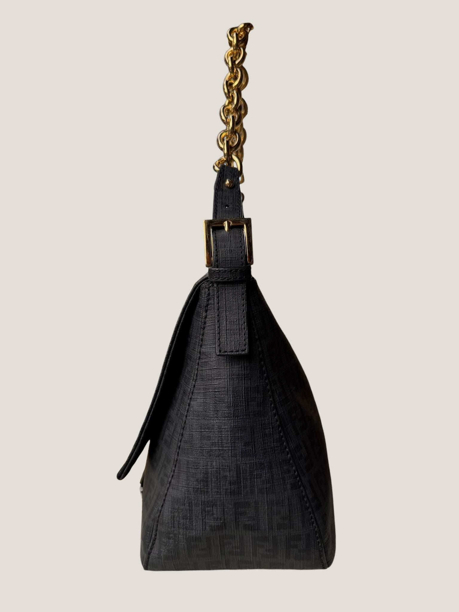 Fendi Mamma Baguette in catena oro
