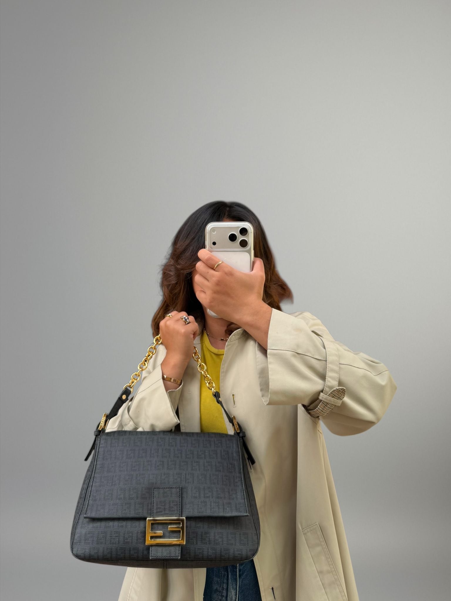 Fendi Mamma Baguette in catena oro