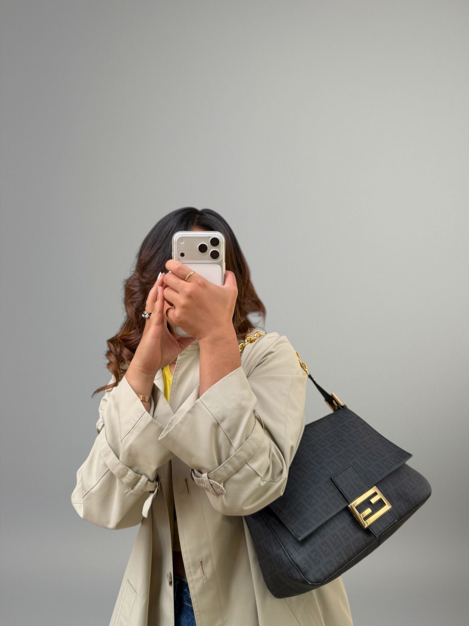Fendi Mamma Baguette in catena oro