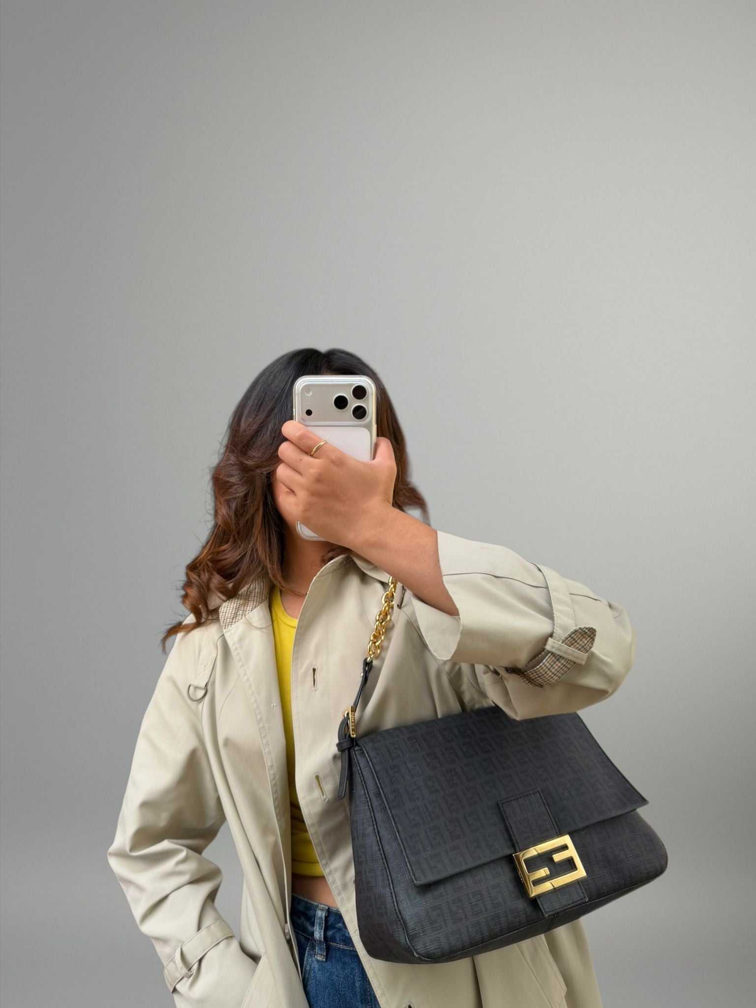 Fendi Mamma Baguette in catena oro