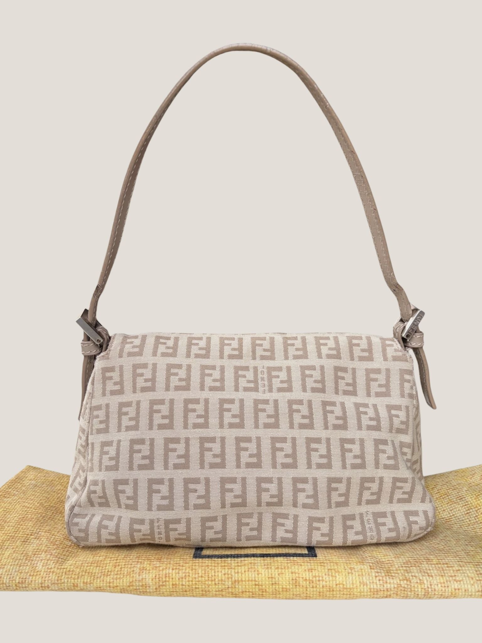 Fendi Baguette Mini Zucchino