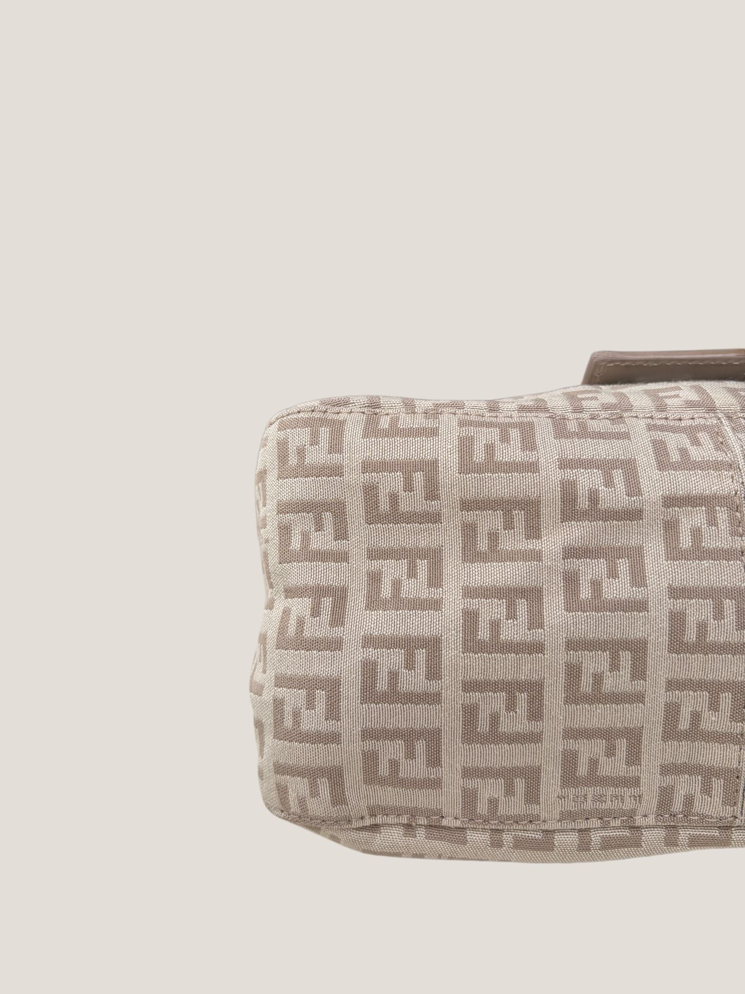 Fendi Baguette Mini Zucchino