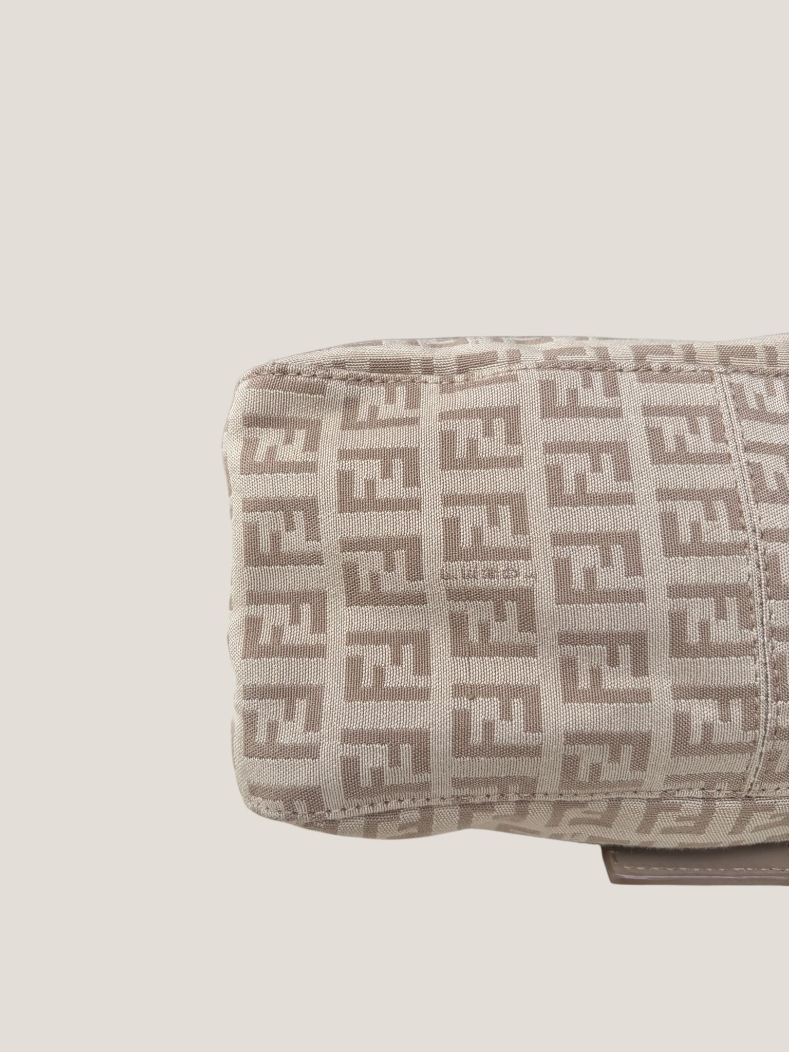 Fendi Baguette Mini Zucchino