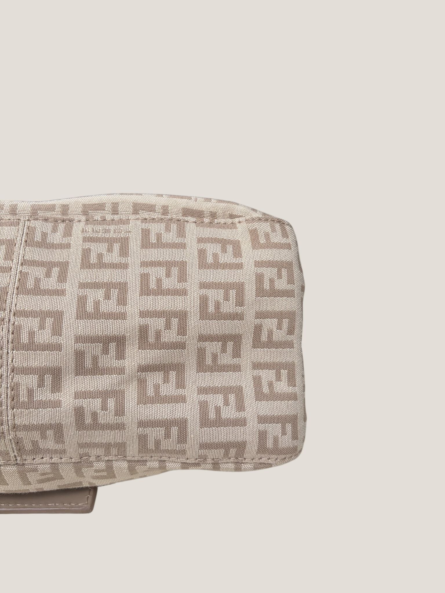 Fendi Baguette Mini Zucchino