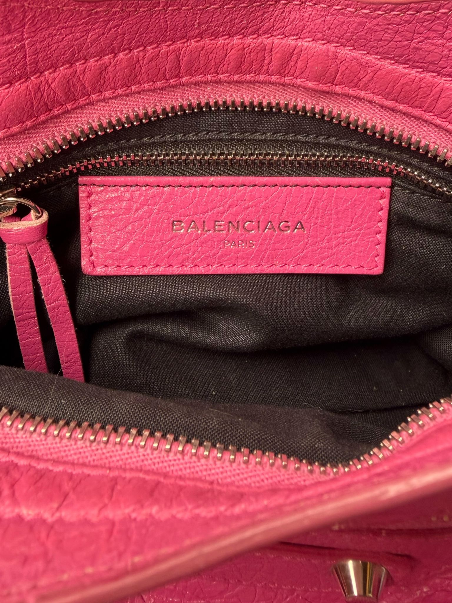 Balenciaga Mini City fucsia