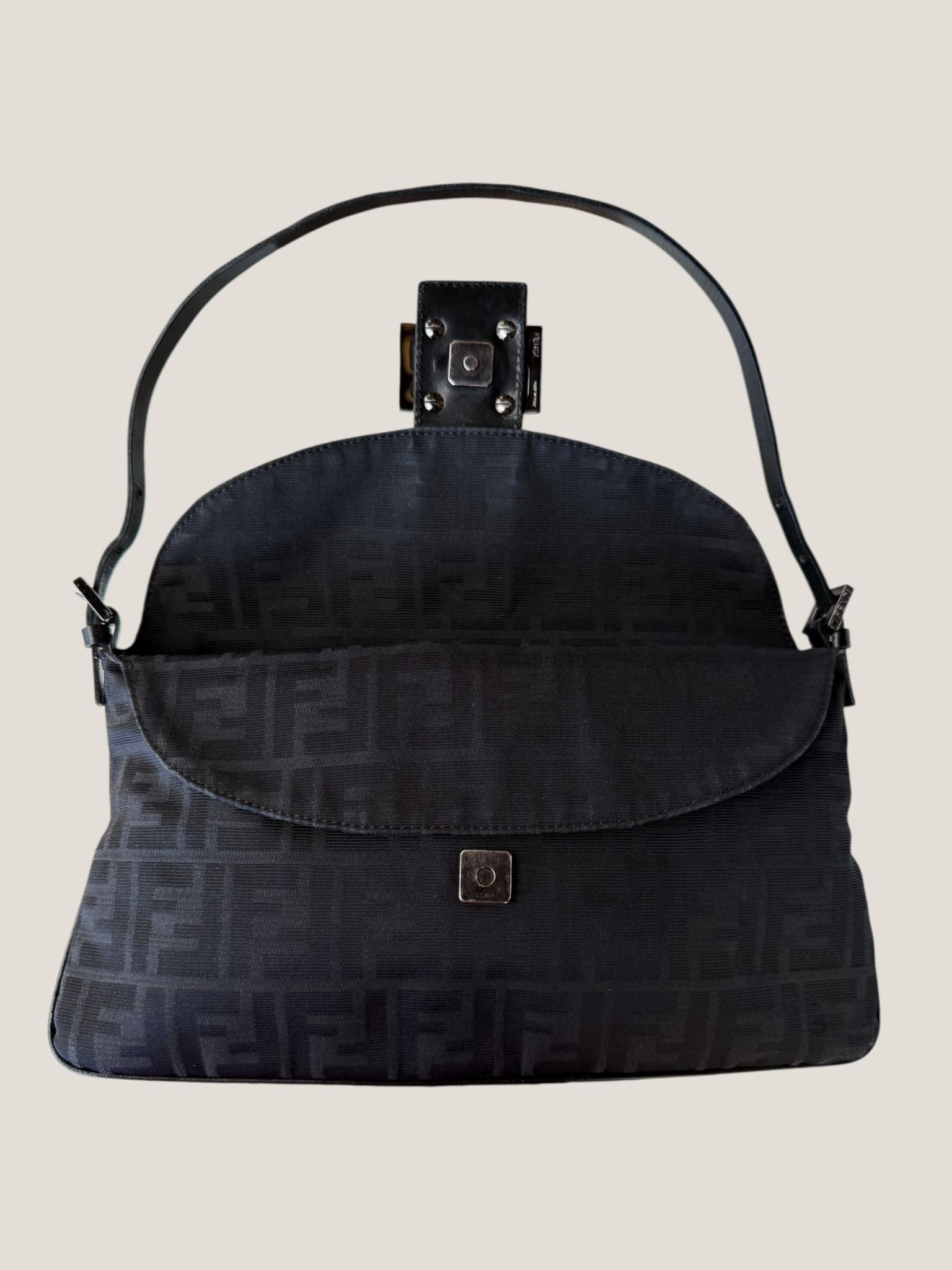 Fendi Baguette Zucca Nera