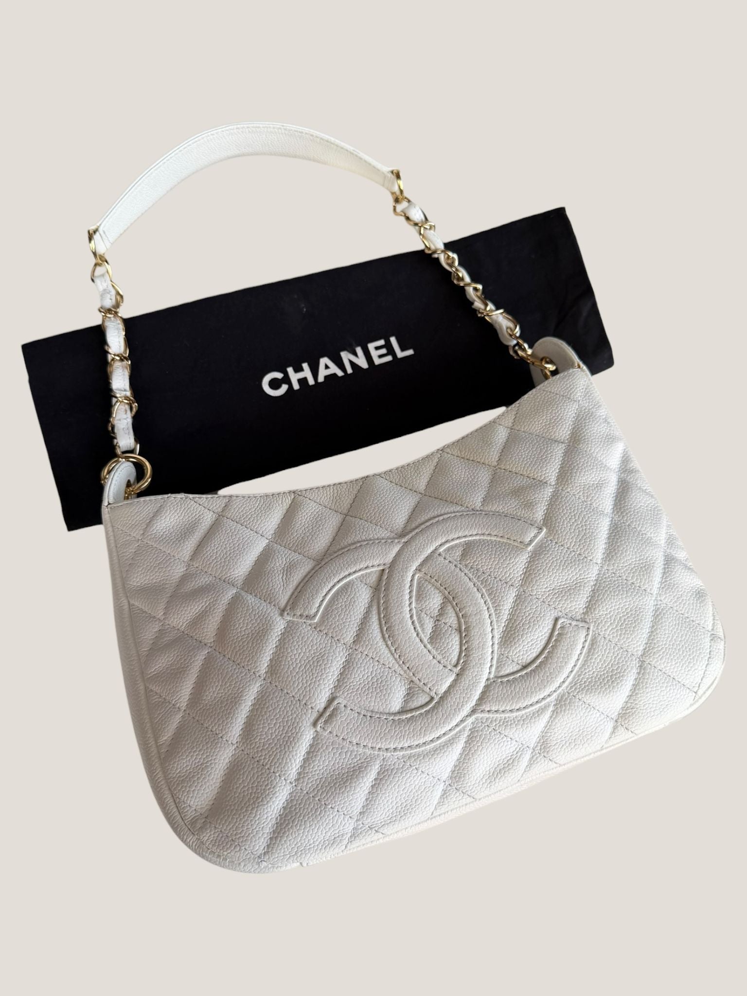 Chanel Hobo Matelassé Caviar Bianca