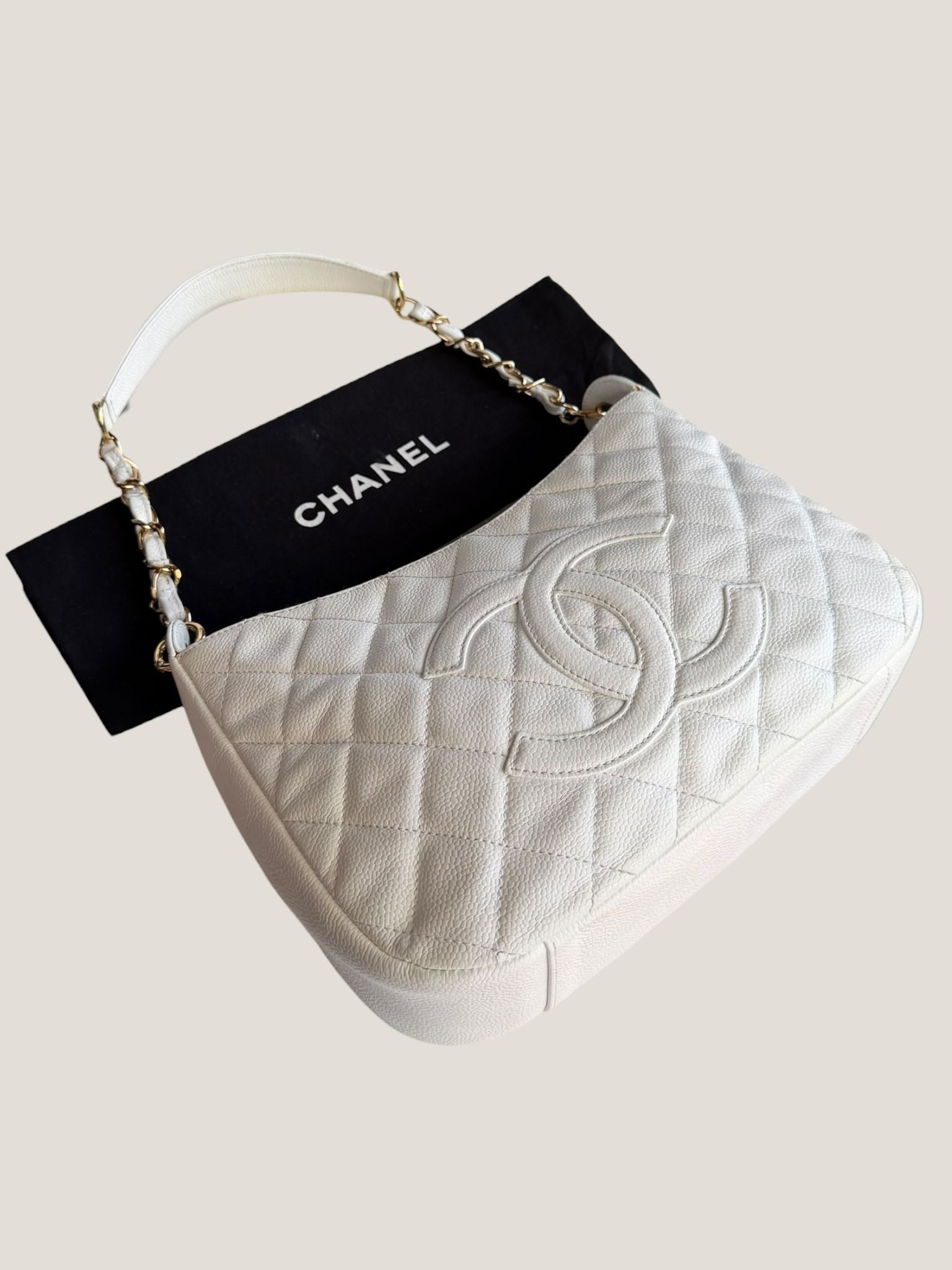 Chanel Hobo Matelassé Caviar Bianca