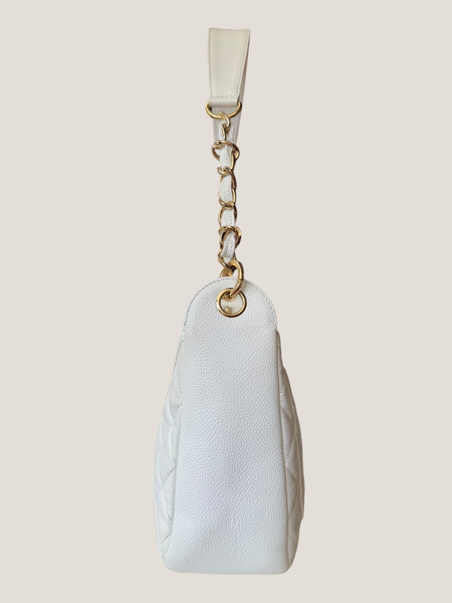 Chanel Hobo Matelassé Caviar Bianca