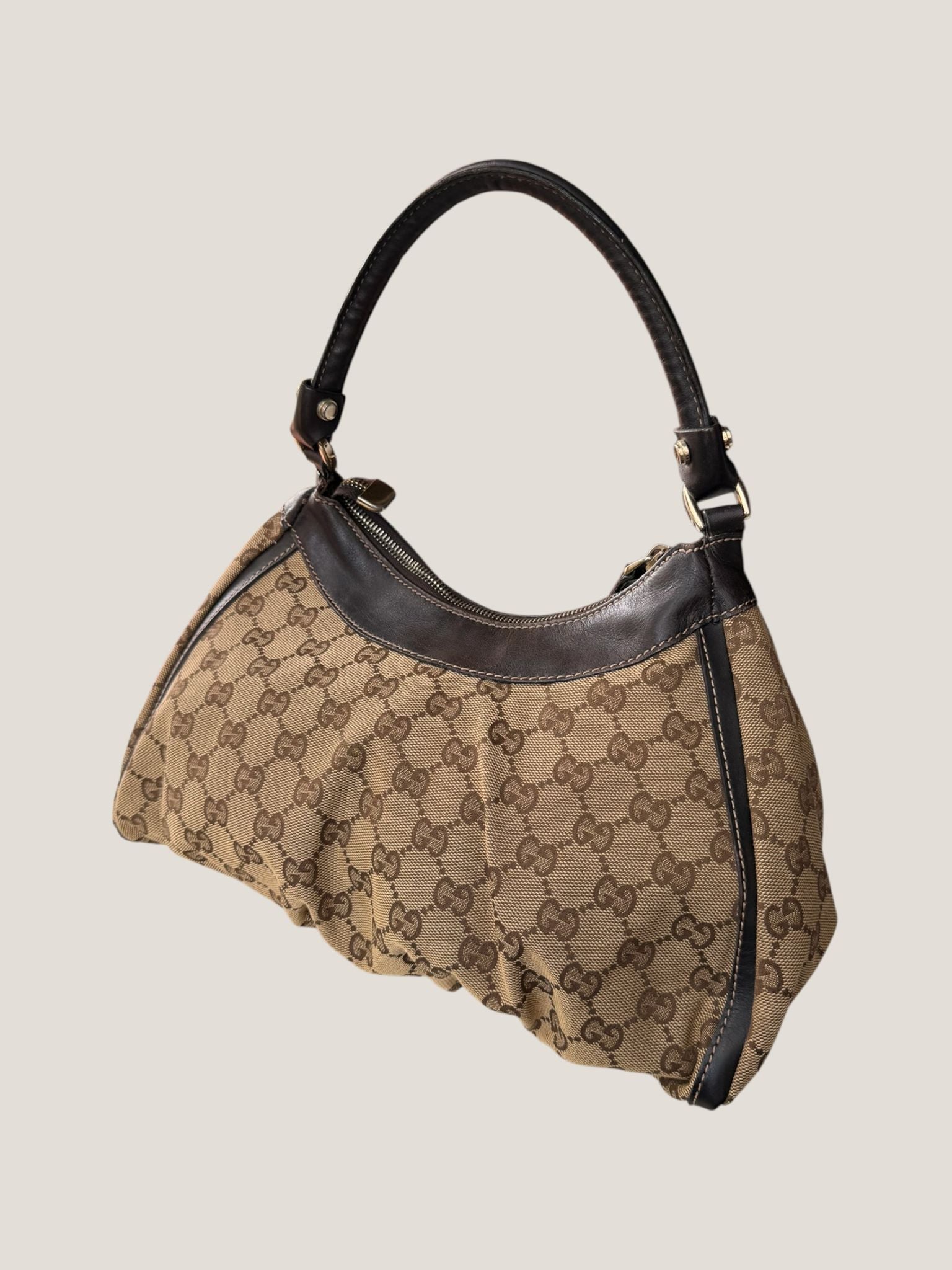 Gucci Abbey D Ring GG Canvas