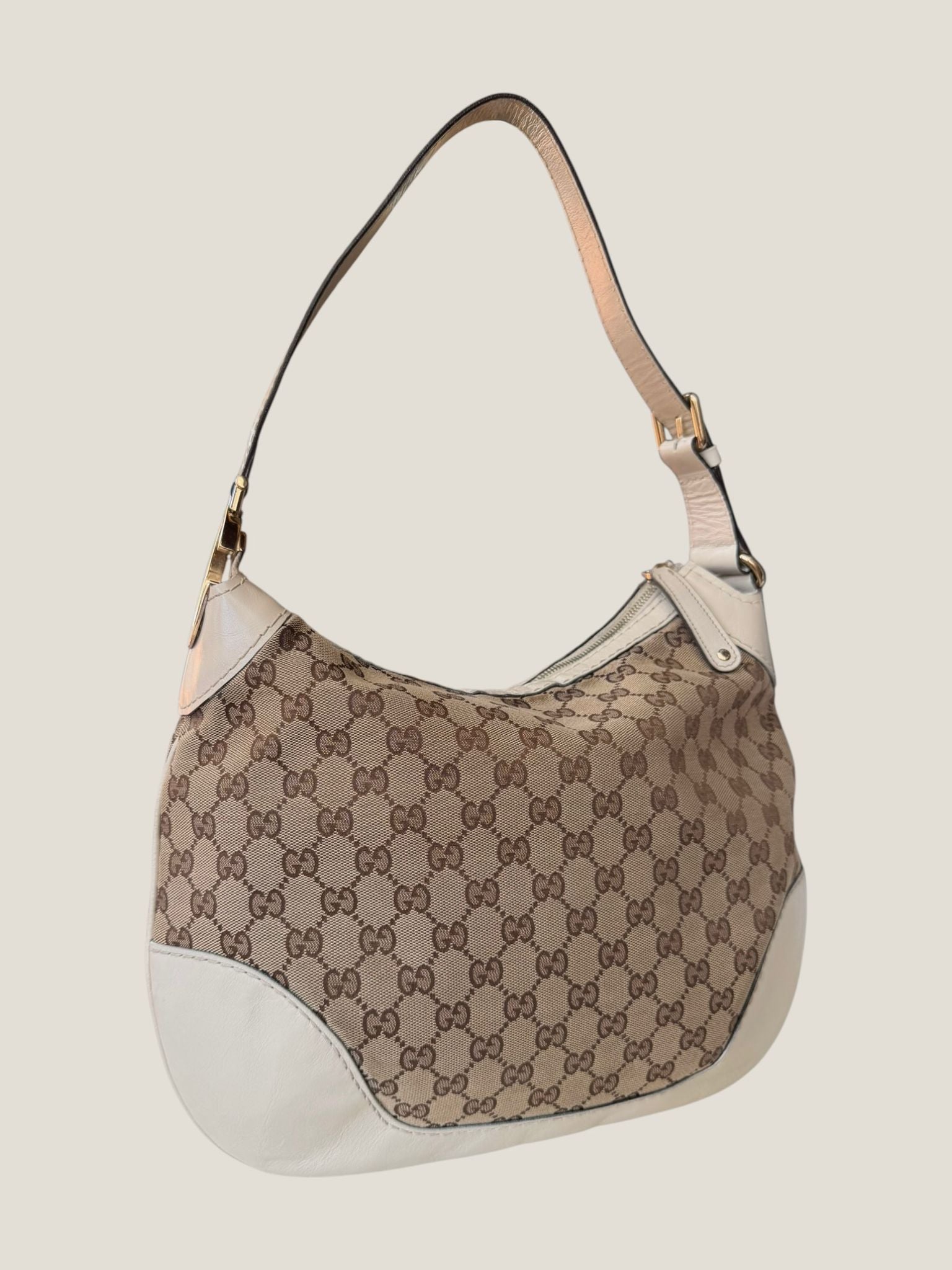 Gucci Charlotte Hobo GG Canvas con Maxi G Dorata