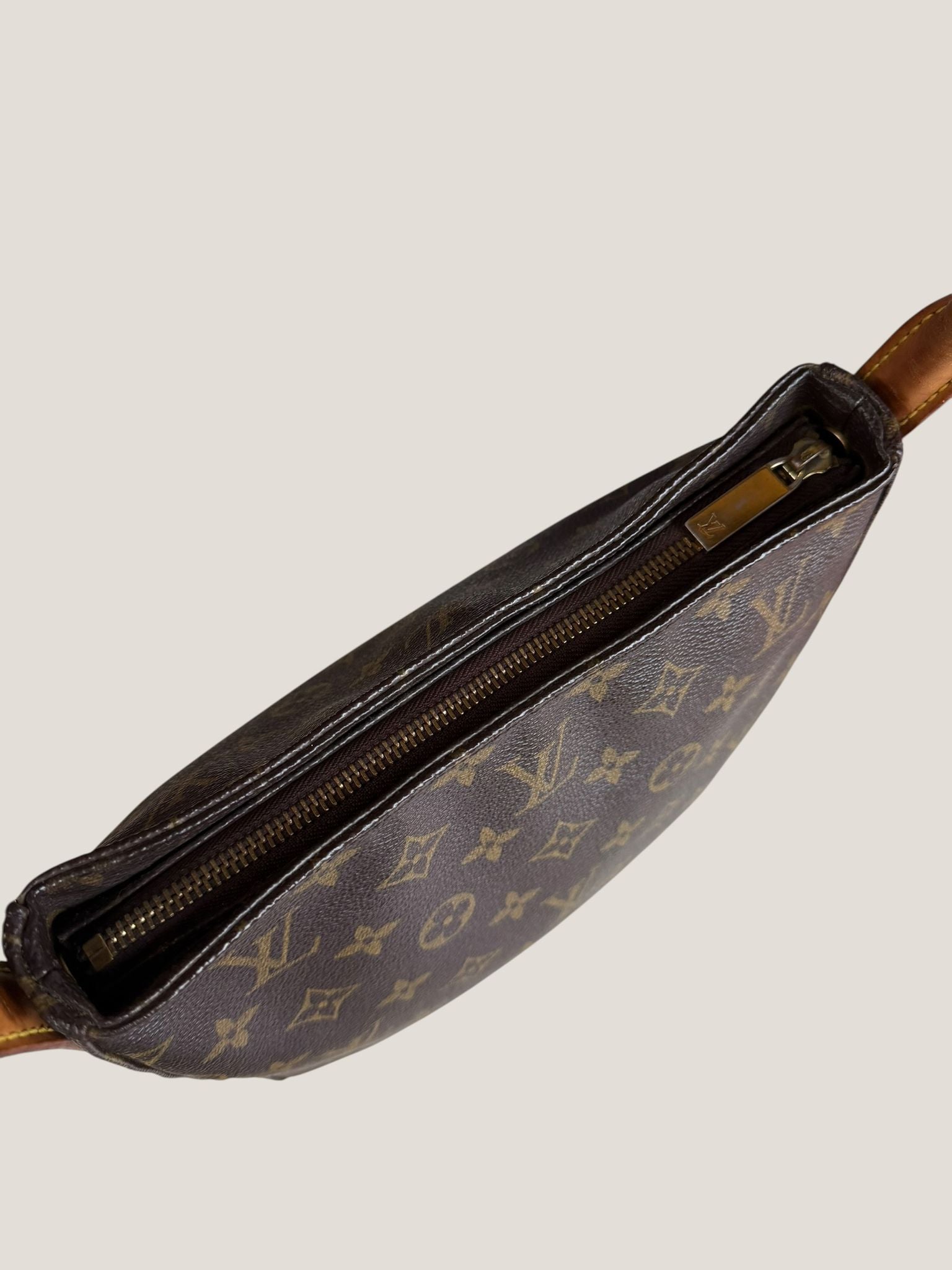 Louis Vuitton Looping PM