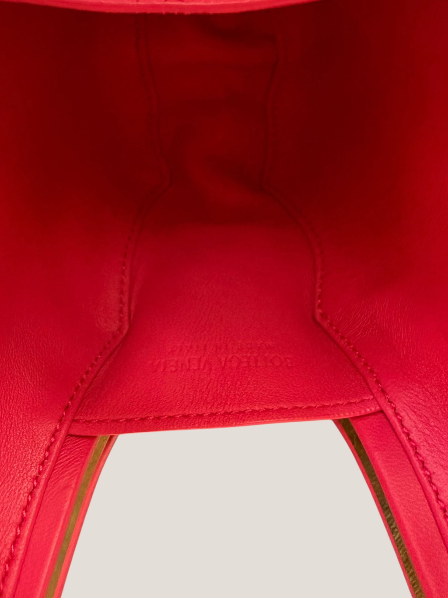 Bottega Veneta Candy Clutch Rosa