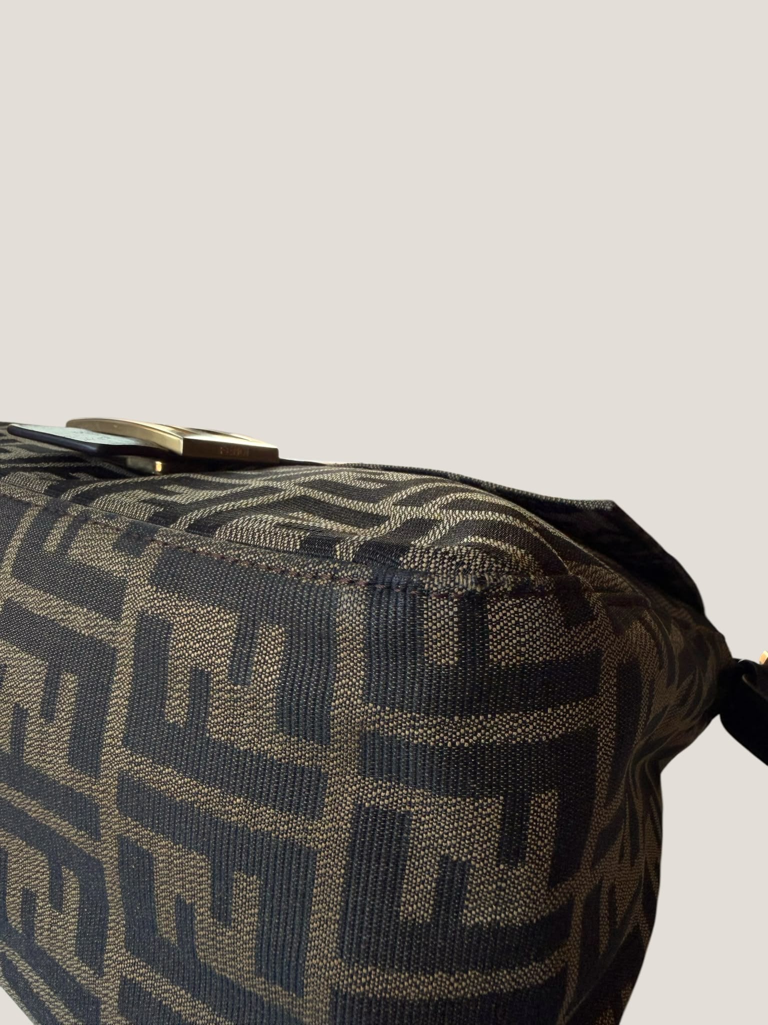 Fendi Mamma Baguette Zucca