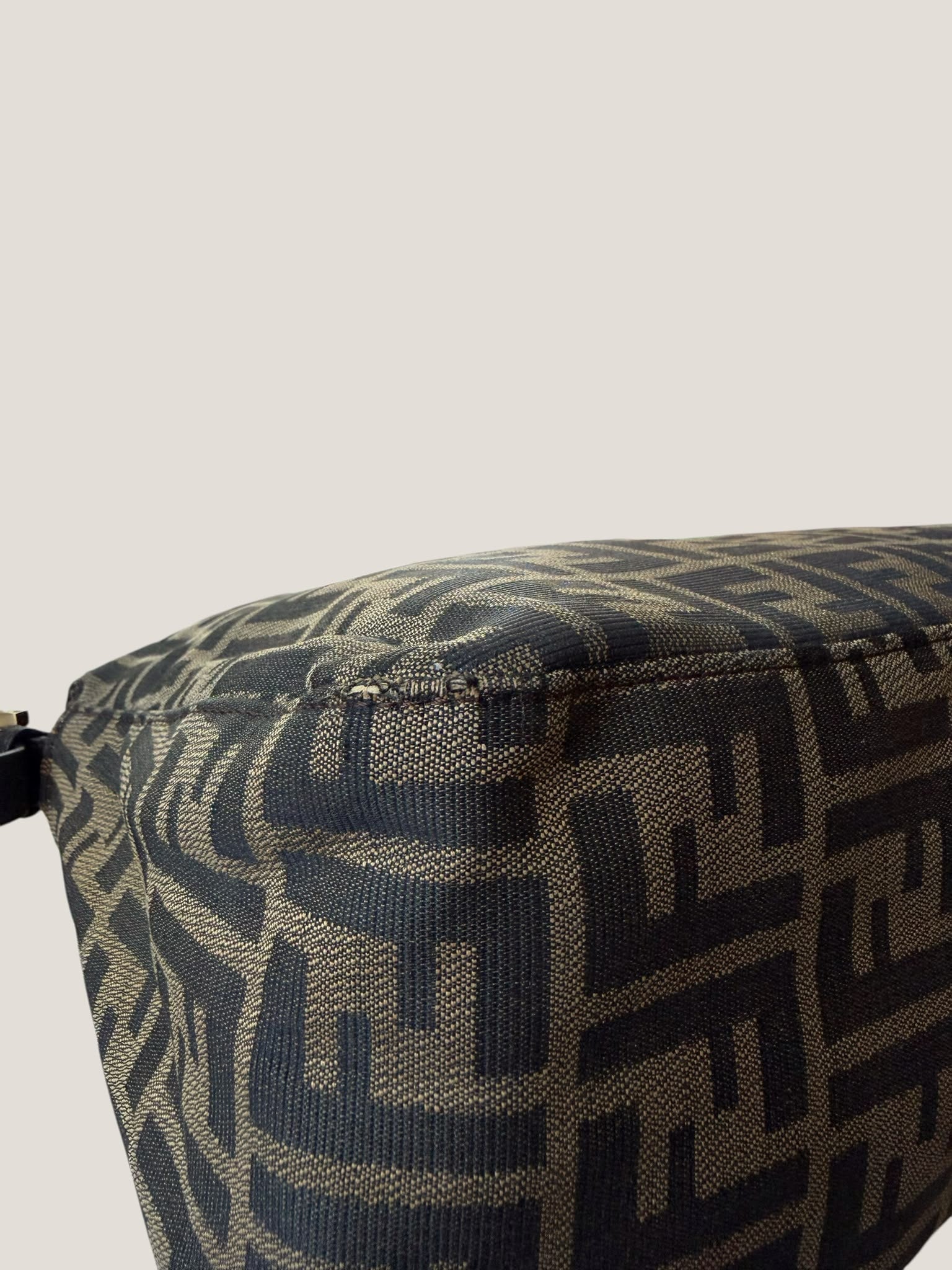 Fendi Mamma Baguette Zucca