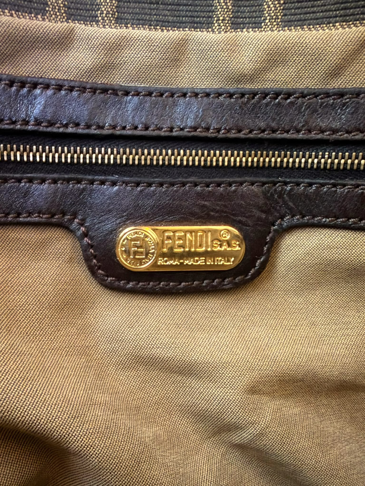 Fendi Mamma Baguette Zucca