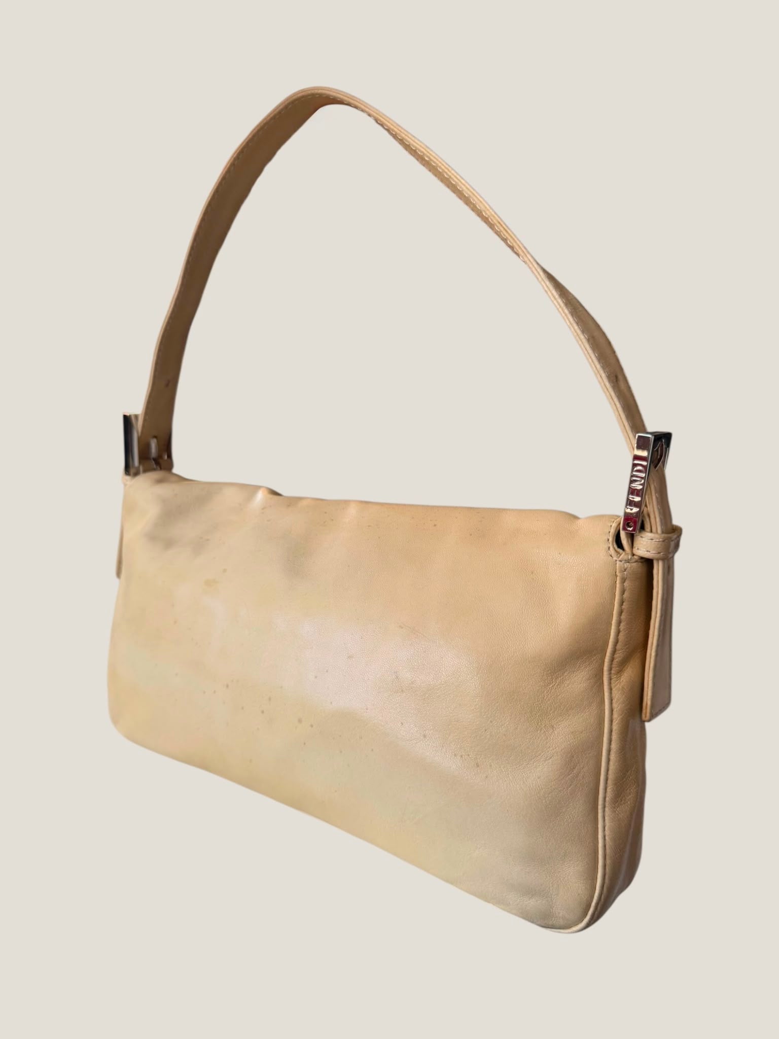 Fendi Baguette in pelle