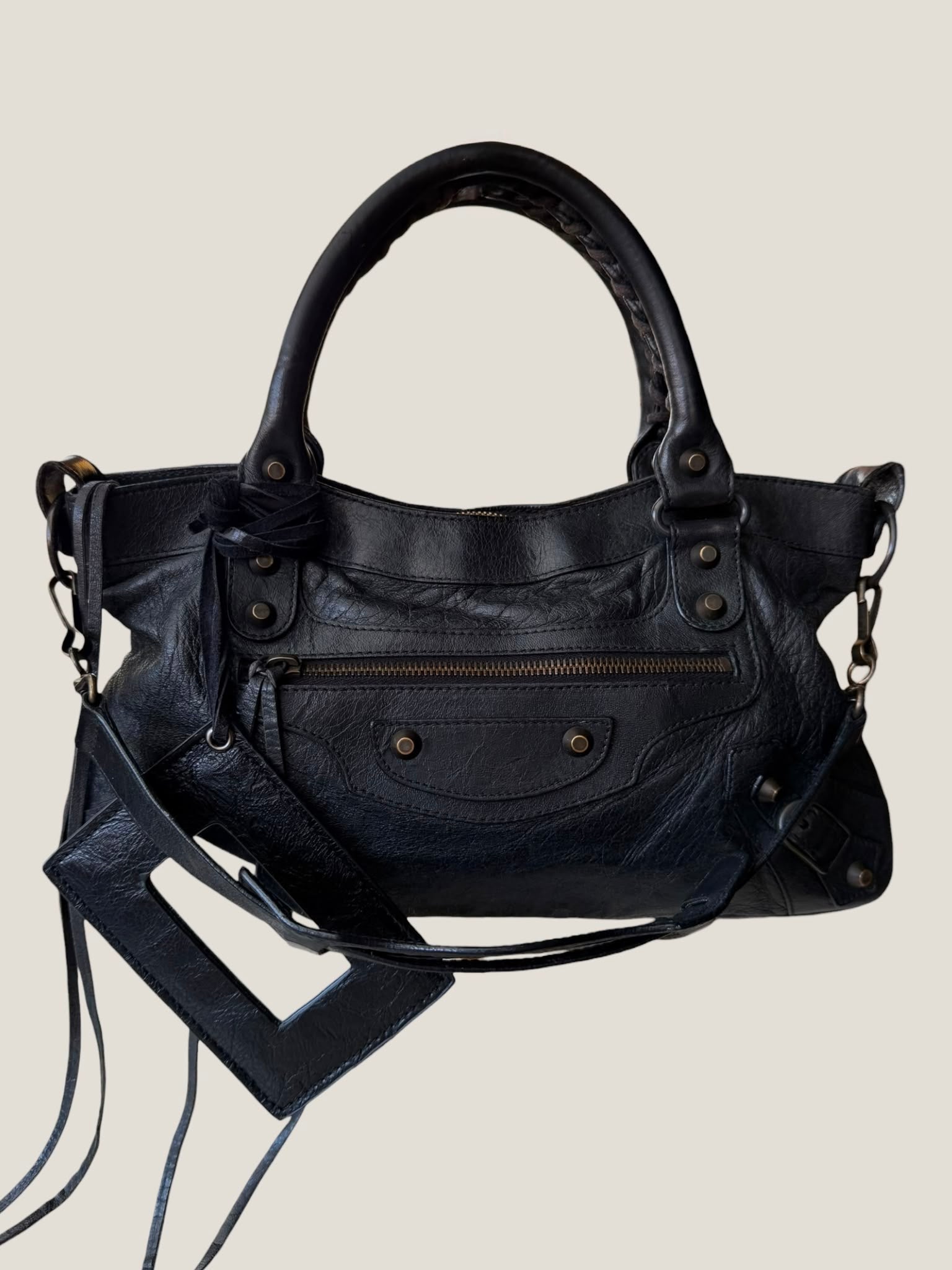 Balenciaga First Nera