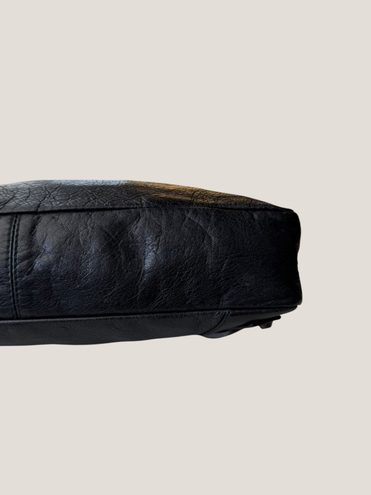 Balenciaga First Nera