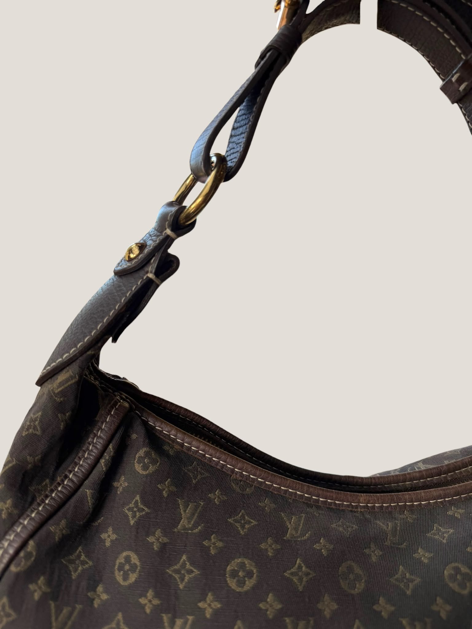 Louis Vuitton Mini Lin Manon MM