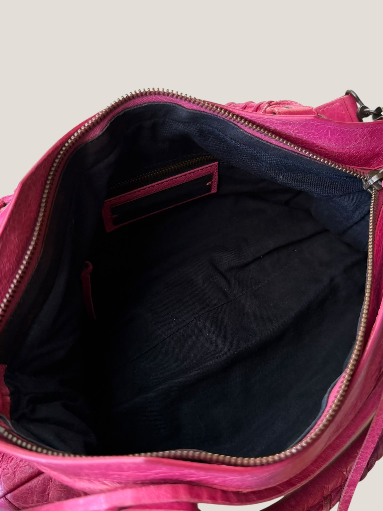 Balenciaga First Fucsia