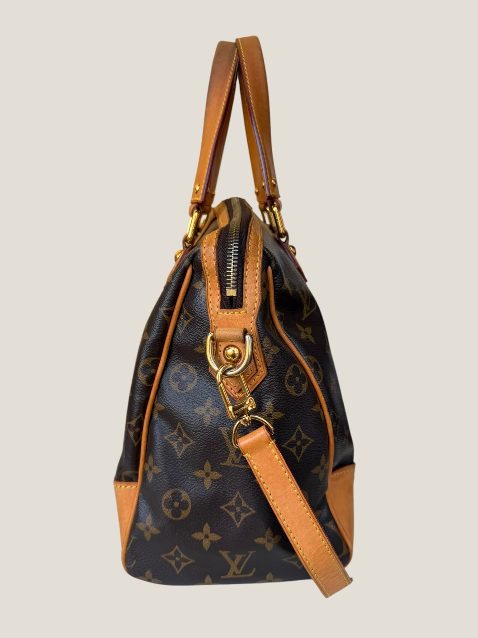 Louis Vuitton Monogram Retiro