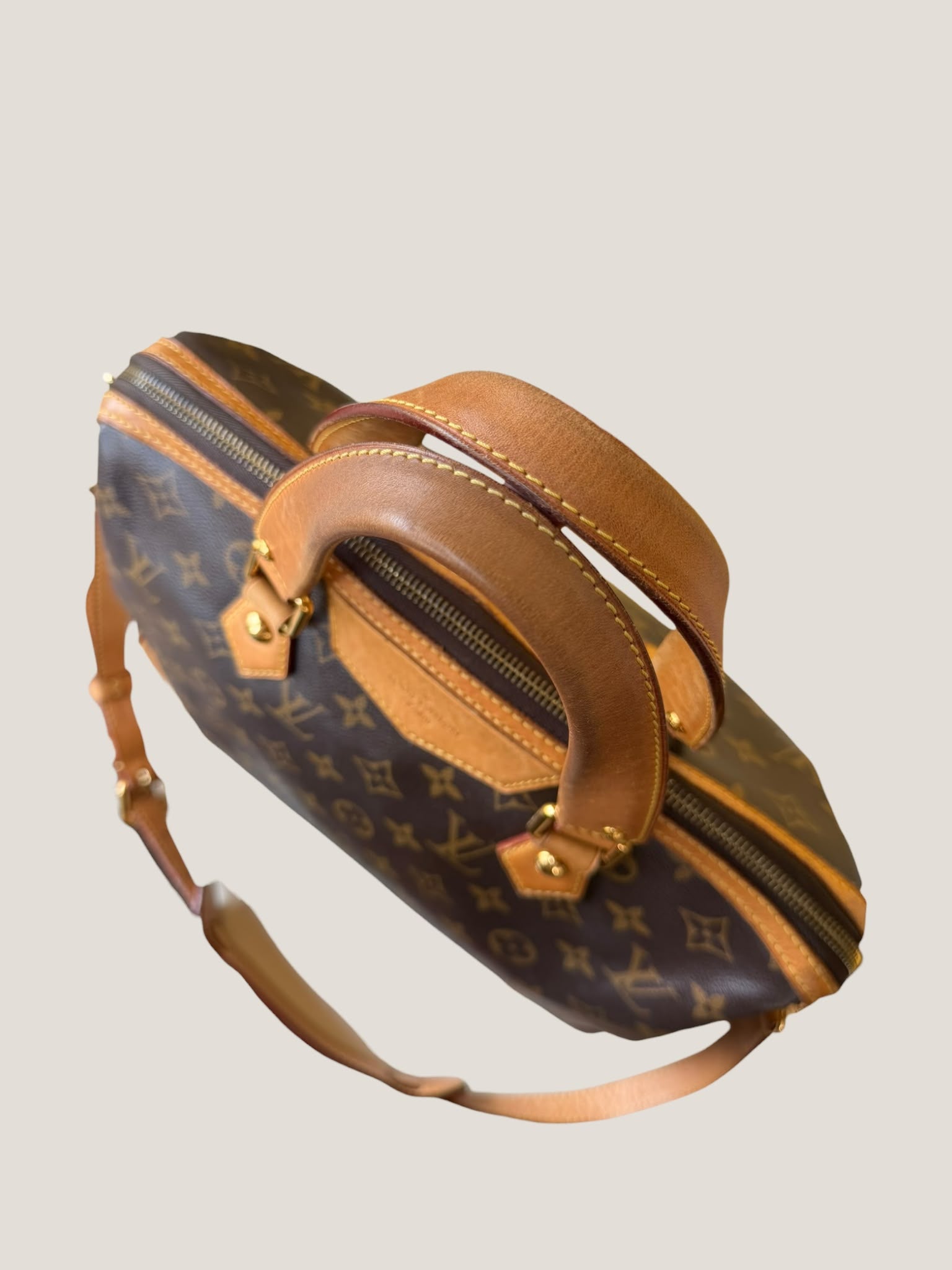 Louis Vuitton Monogram Retiro