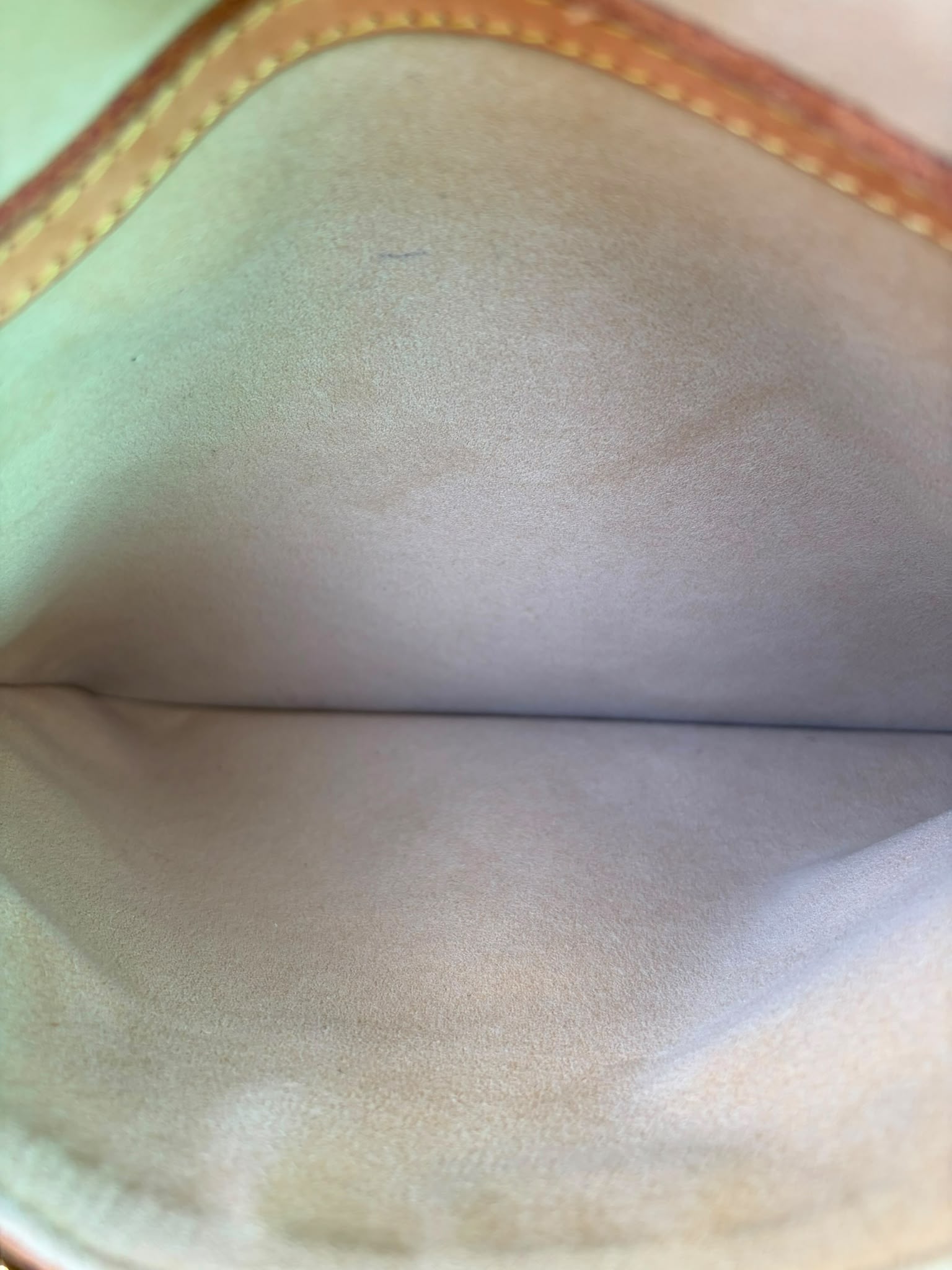 Louis Vuitton Monogram Retiro