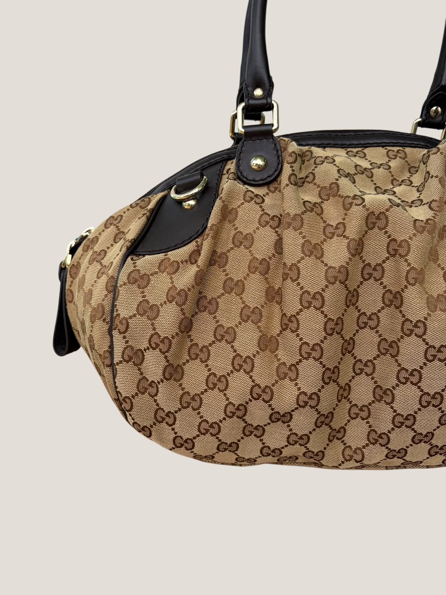 Gucci Sukey GG Canvas