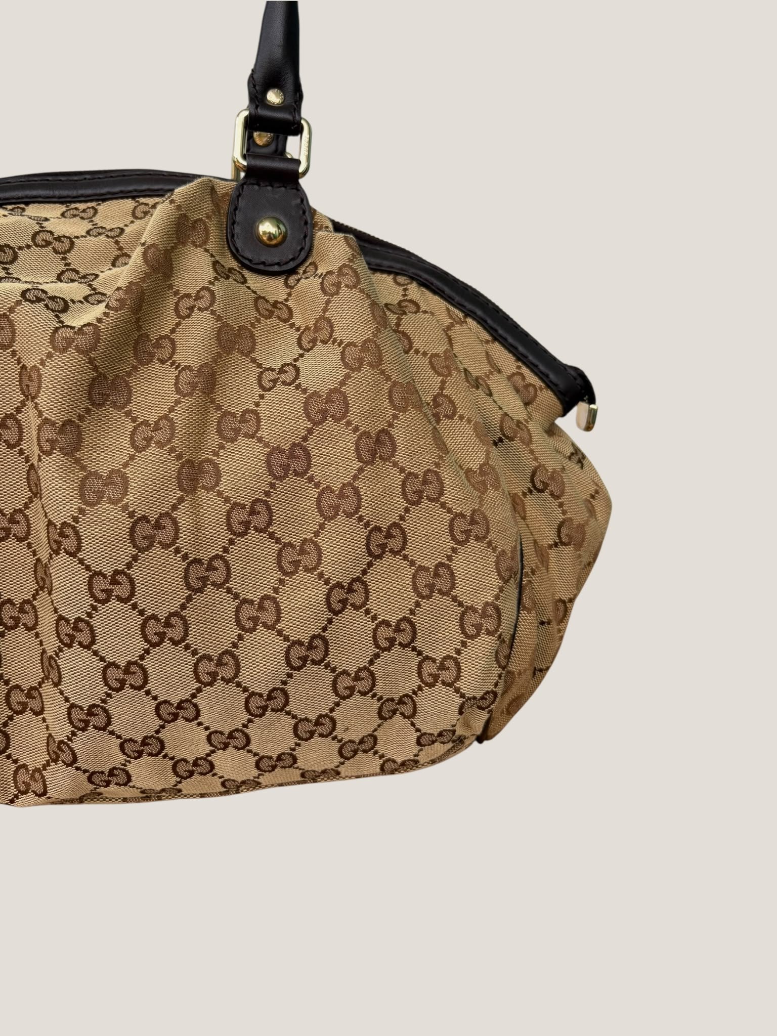 Gucci Sukey GG Canvas