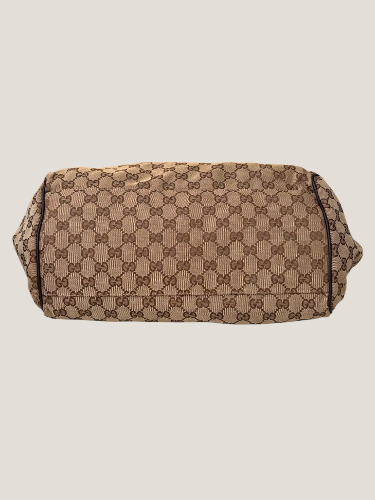 Gucci Sukey GG Canvas