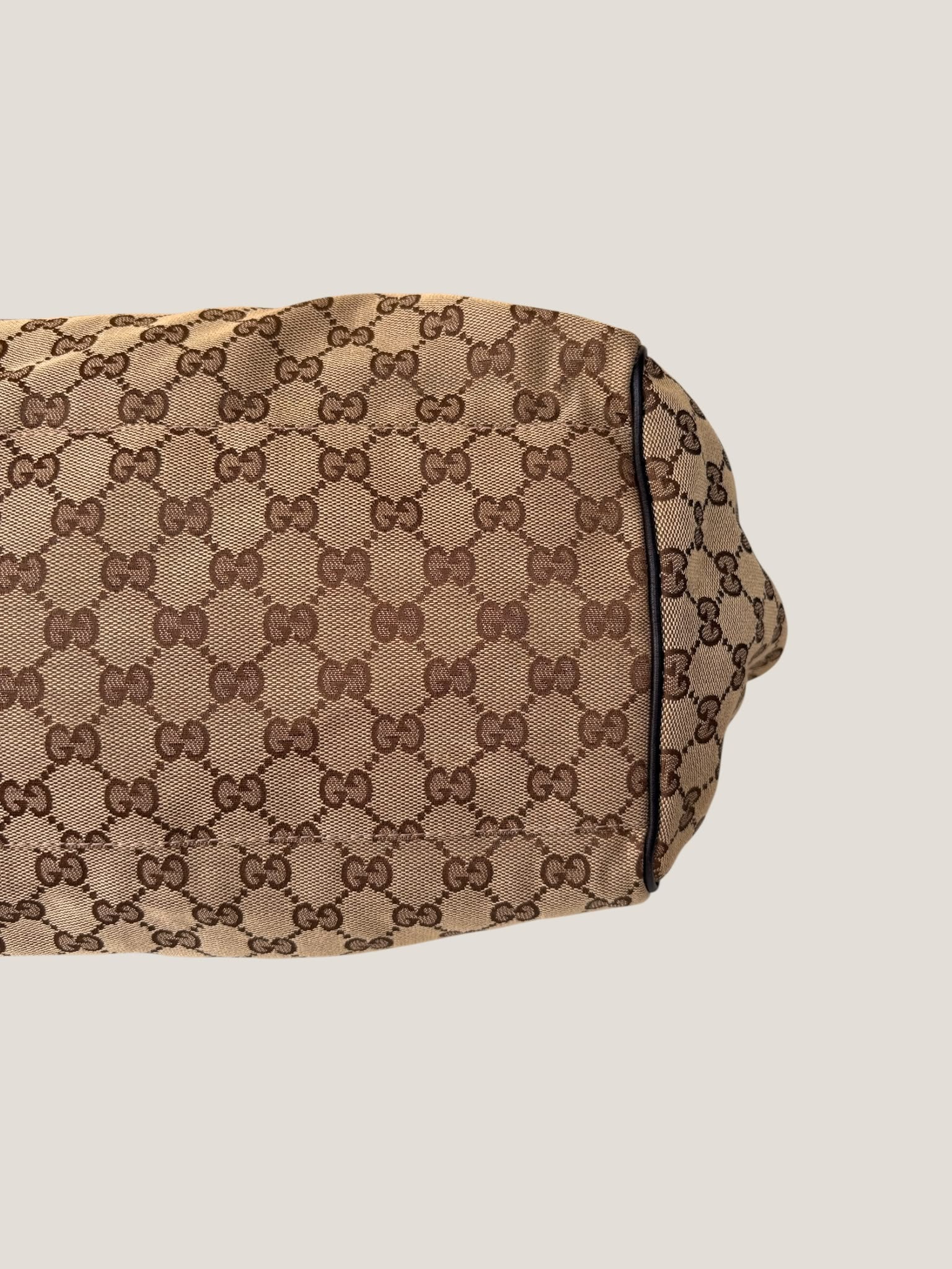Gucci Sukey GG Canvas